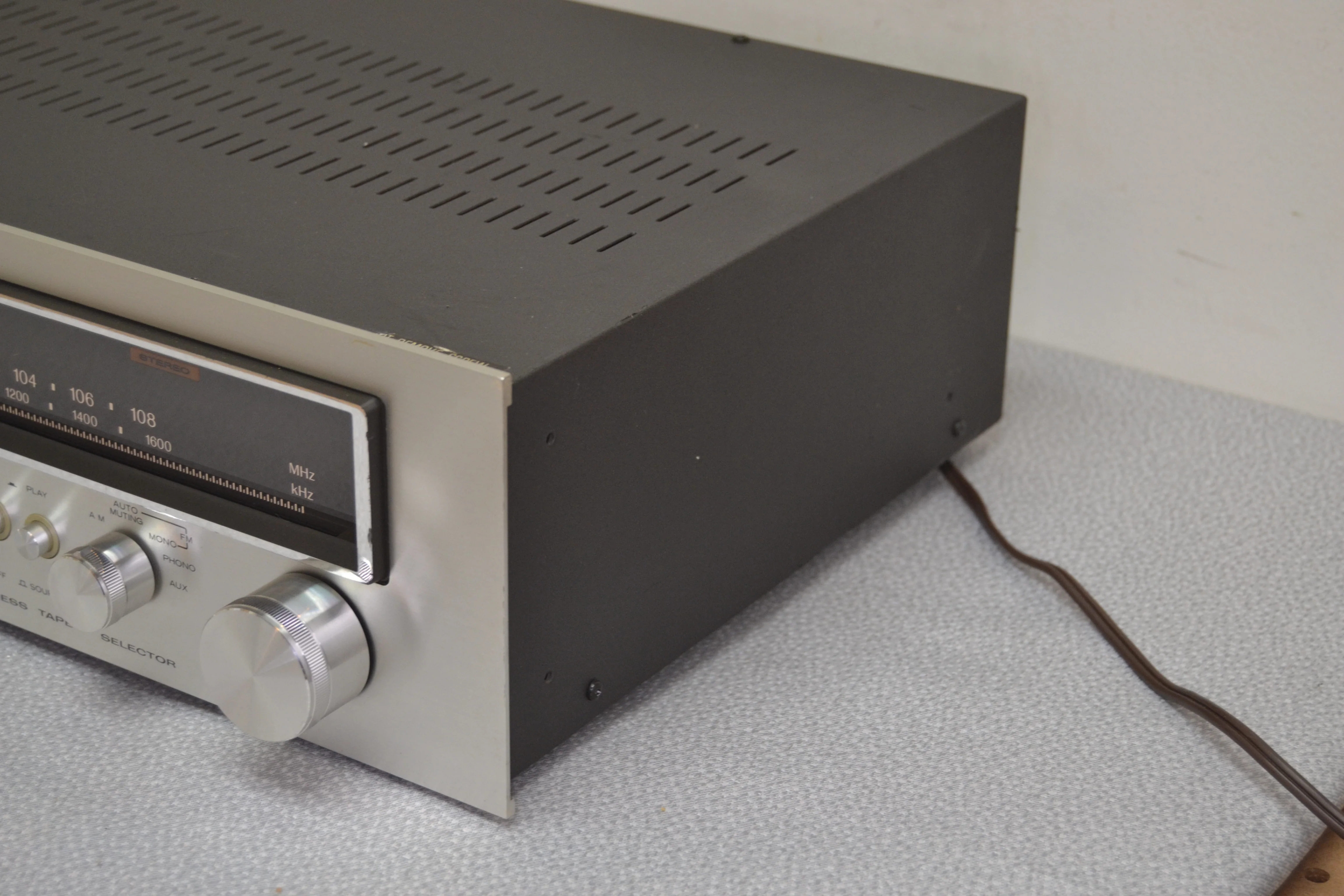 Kenwood KR-3090 AM/FM Stereo Receiver (1978-80) * 26W RMS - Image 6
