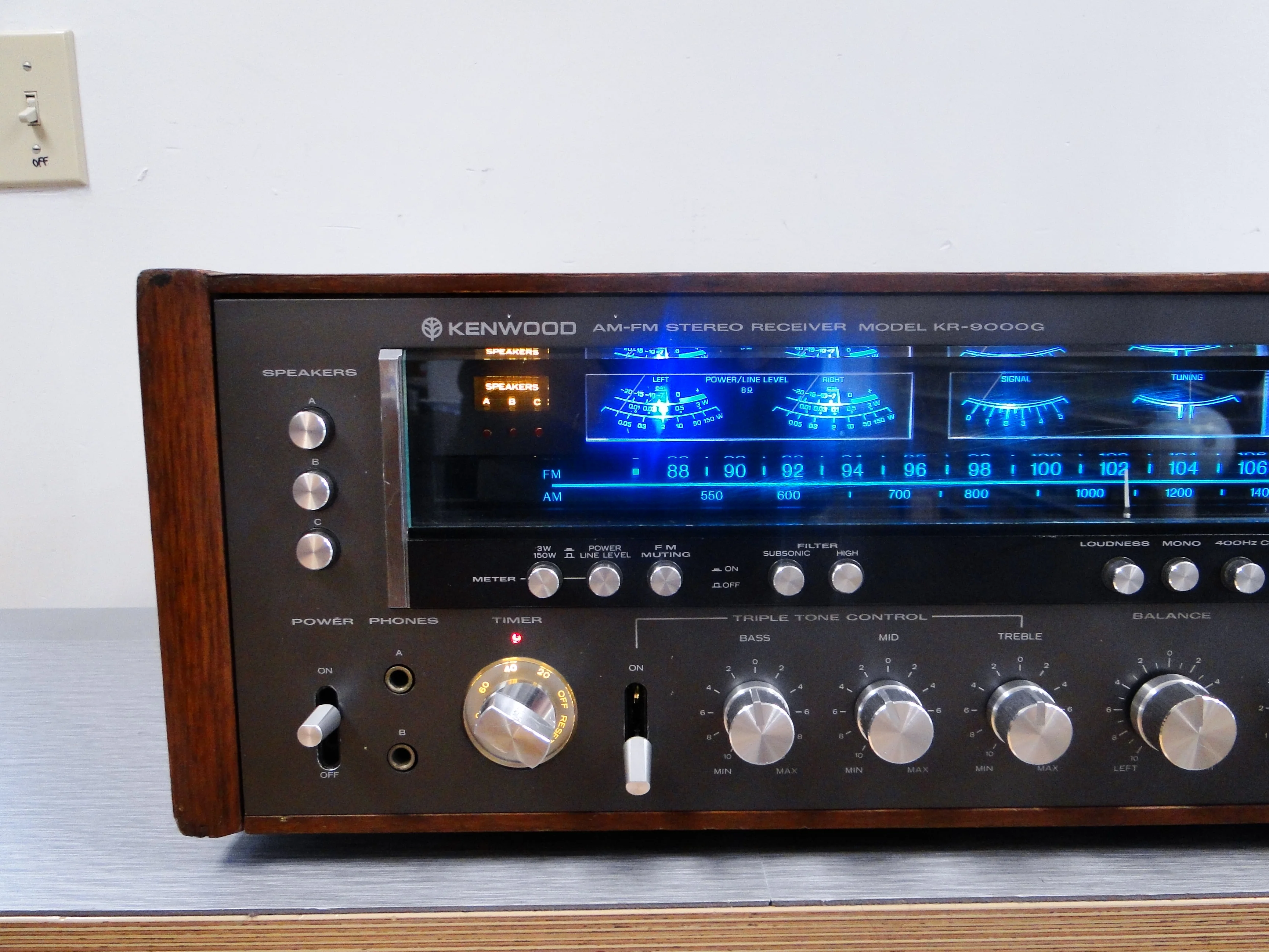 Kenwood KR-9000G Monster Receiver - Image 2