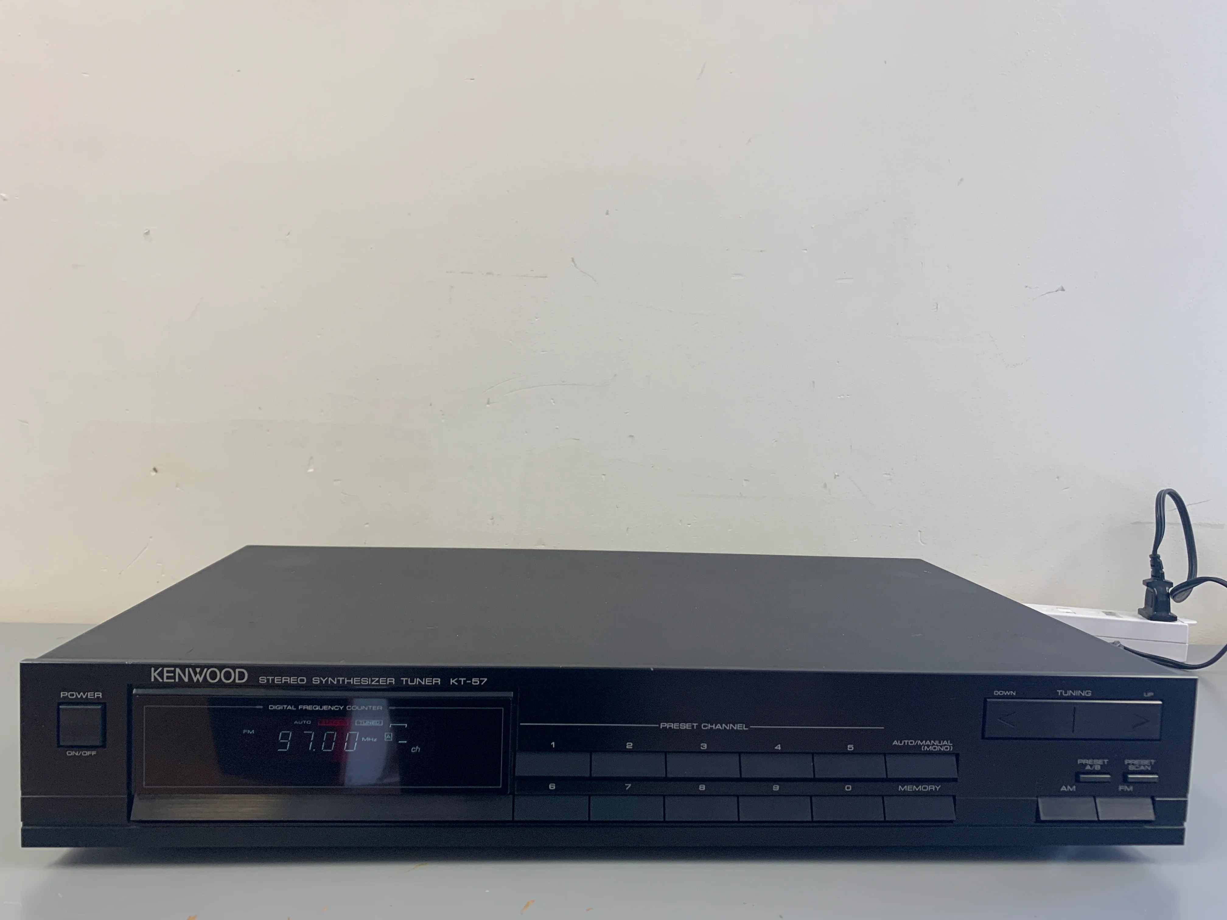 Kenwood KT-57 Tuner