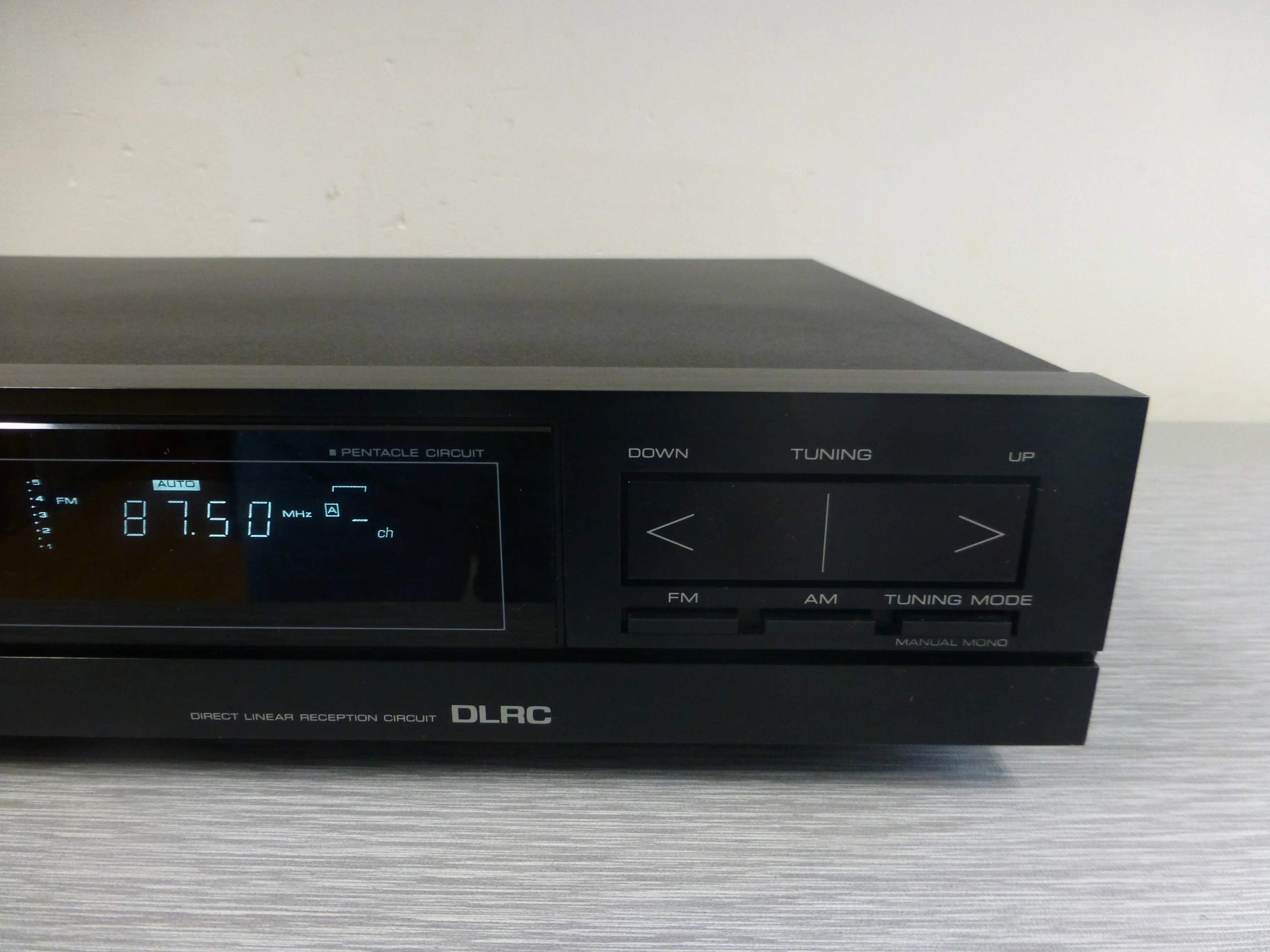 Kenwood KT-880D Stereo Tuner - Image 5