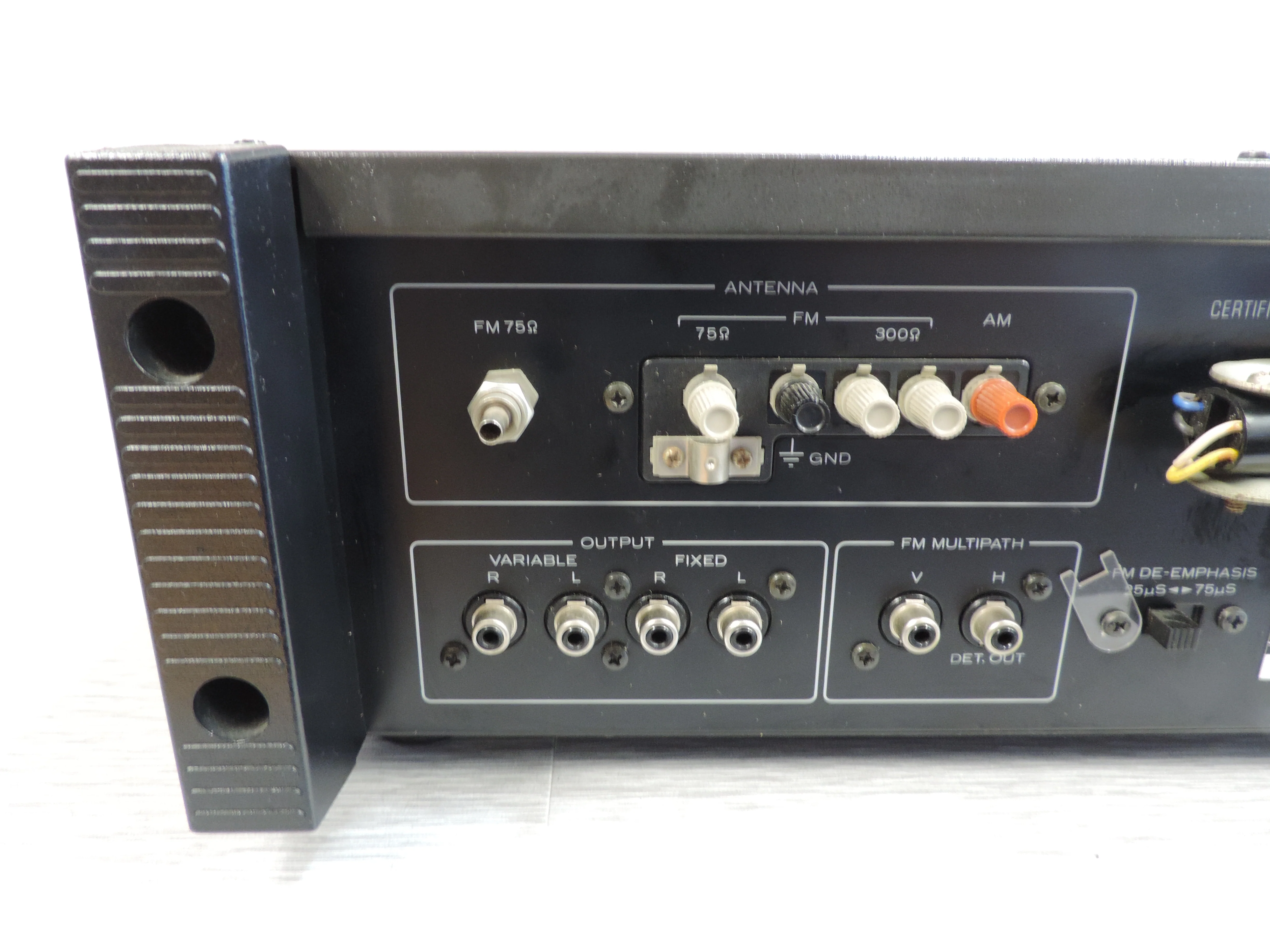 Kenwood KT-8300 Stereo Tuner with rack handles - Image 10