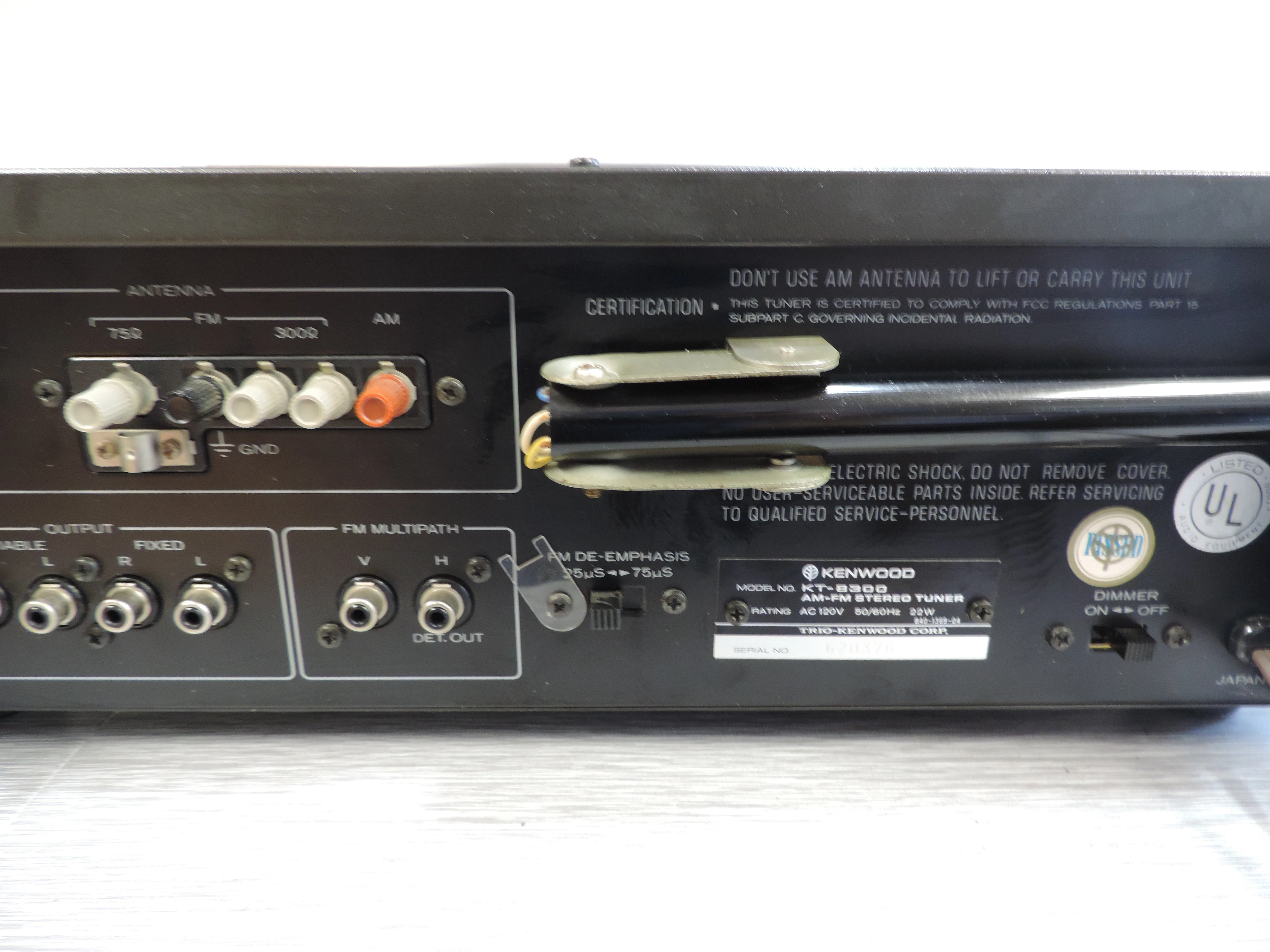 Kenwood KT-8300 Stereo Tuner with rack handles - Image 11