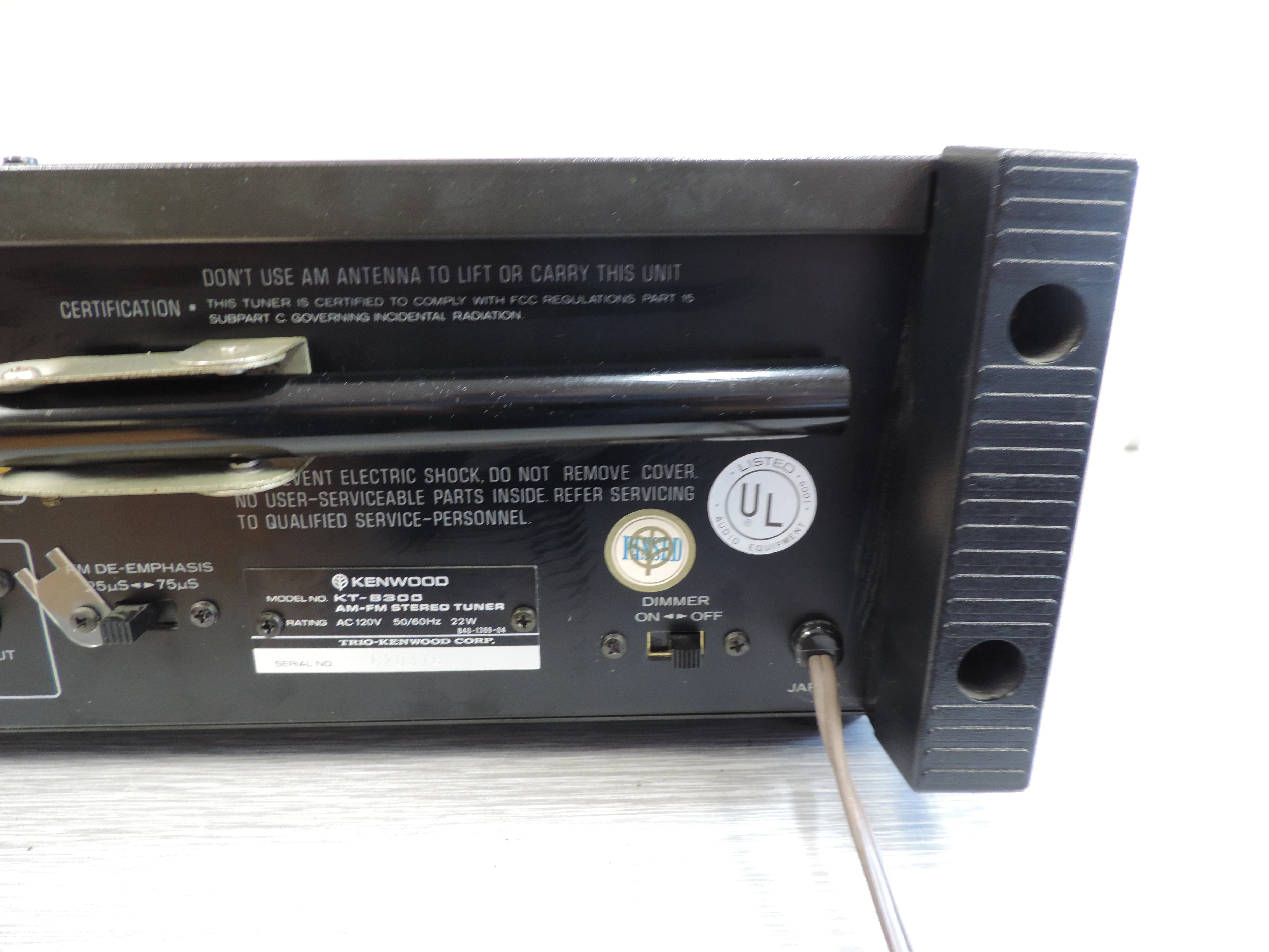 Kenwood KT-8300 Stereo Tuner with rack handles - Image 12