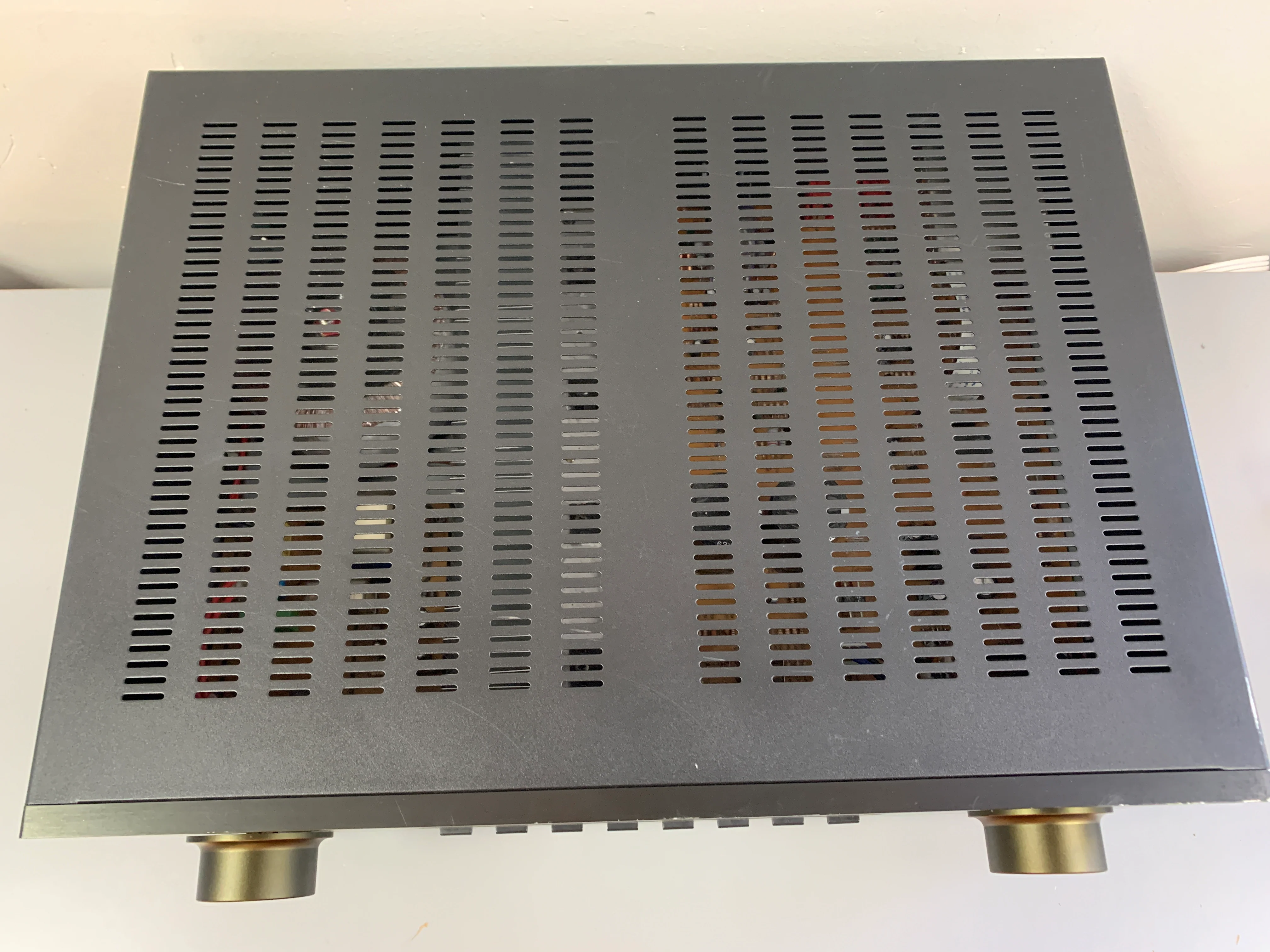 KLH KL-2400 Stereo Receiver - Image 6