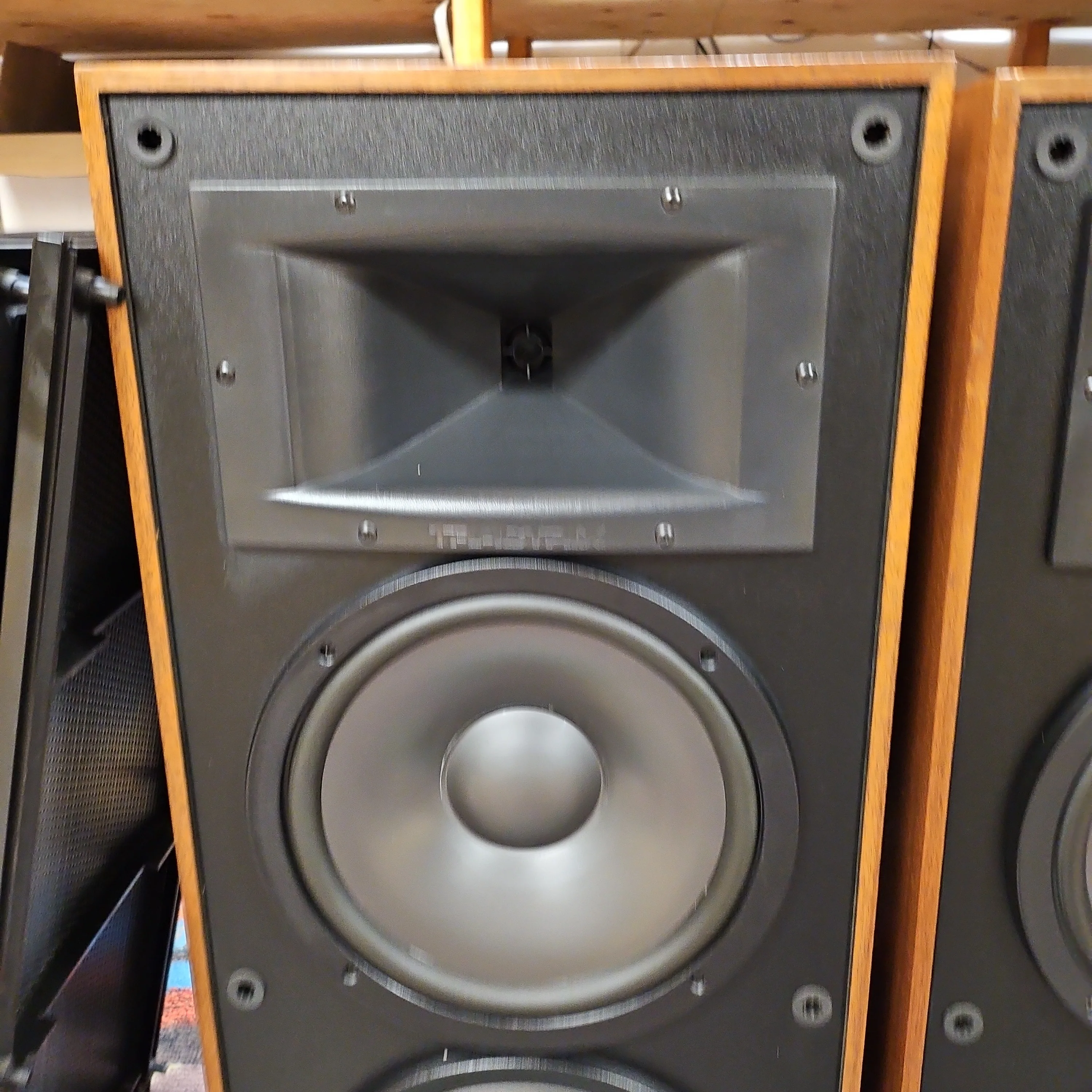 Klipsch KG4.2 Floor Standing Speakers - Image 4