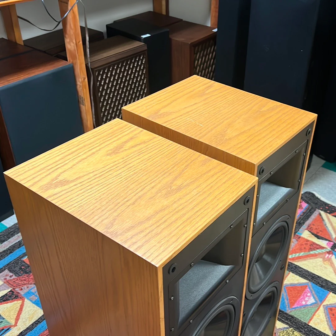 Klipsch KLF10 Medium Oak Floor Standing Speakers - Image 6