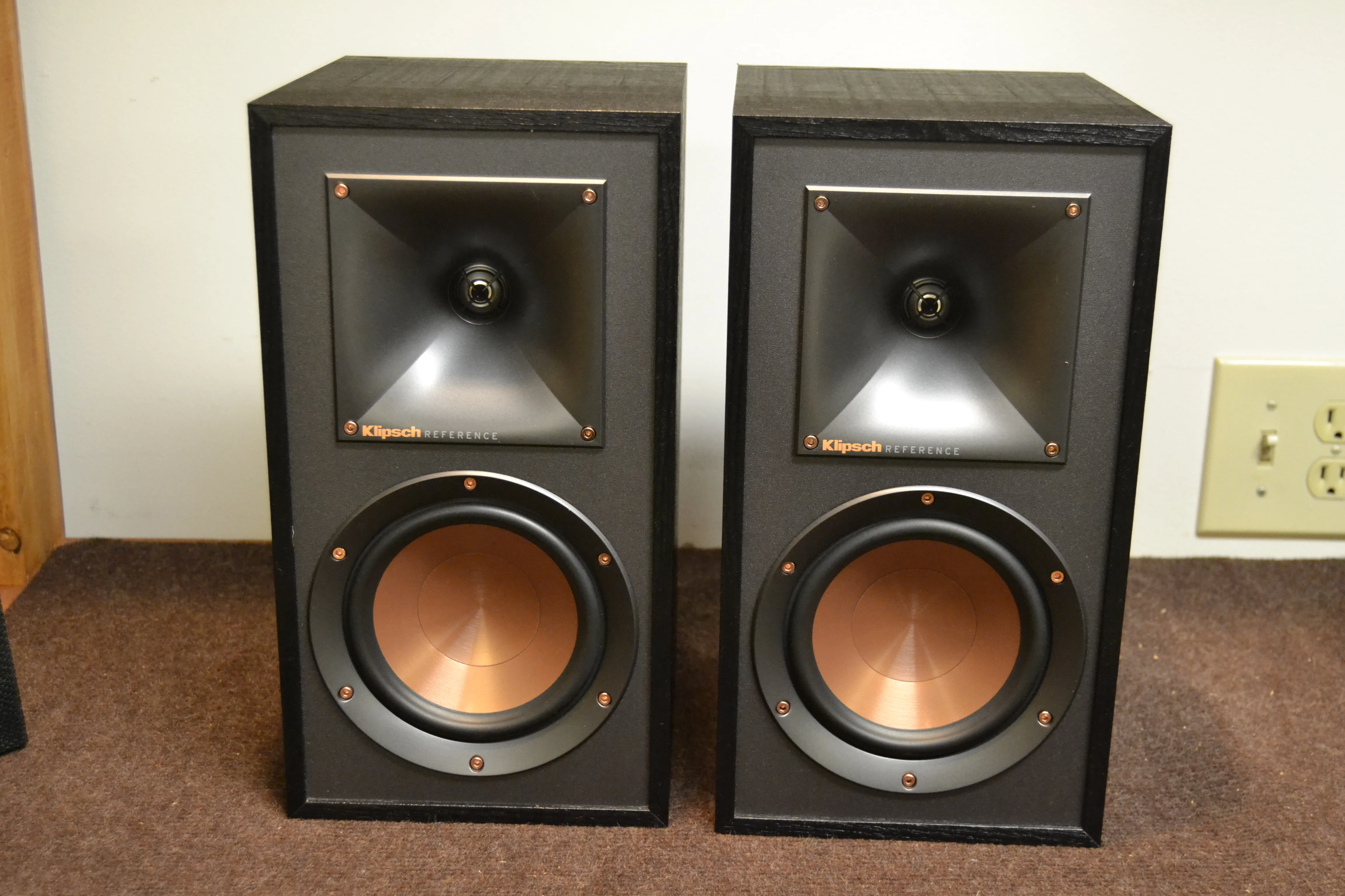 Klipsch R-51M Bookshelf Speakers - Image 7