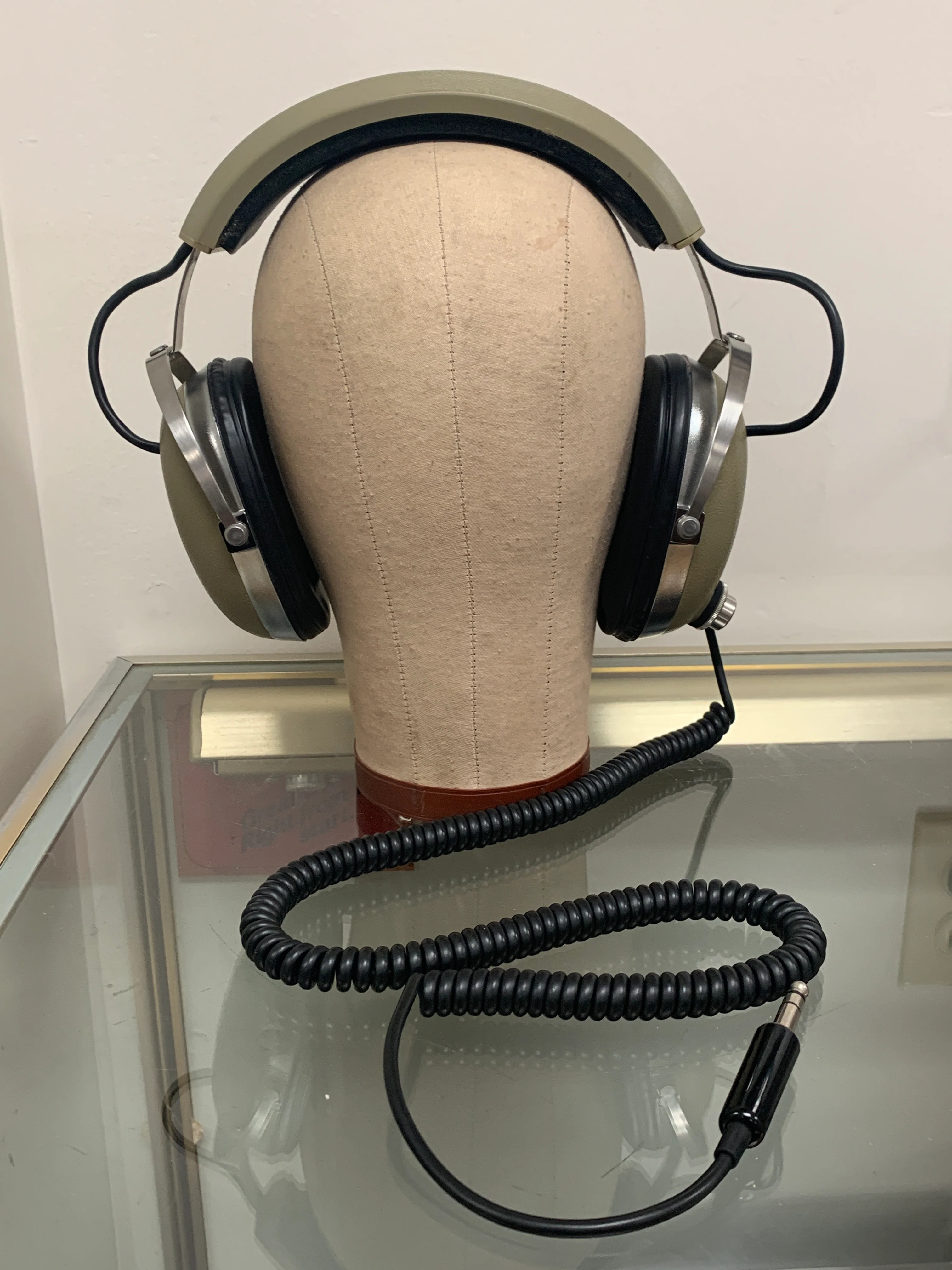 Koss Pro 4AA Stereophones w/ Box - Image 5