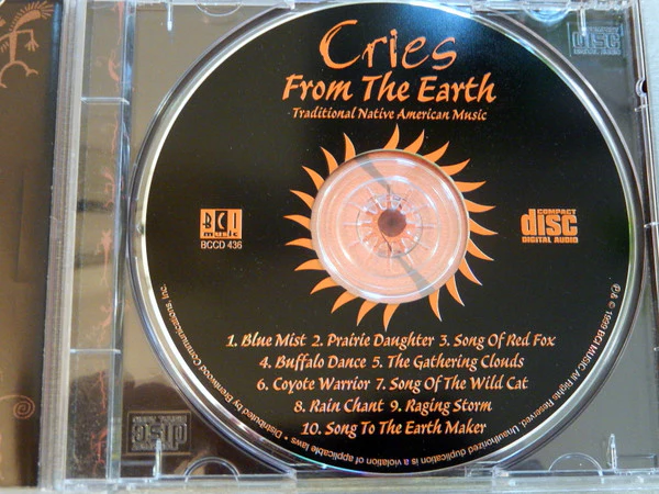 Krys Mach , Jo Azusa and Jerome Mokar - Cries From The Earth - Traditional Native American Music (CD, Album) (Very Good Plus (VG+)) - Image 3