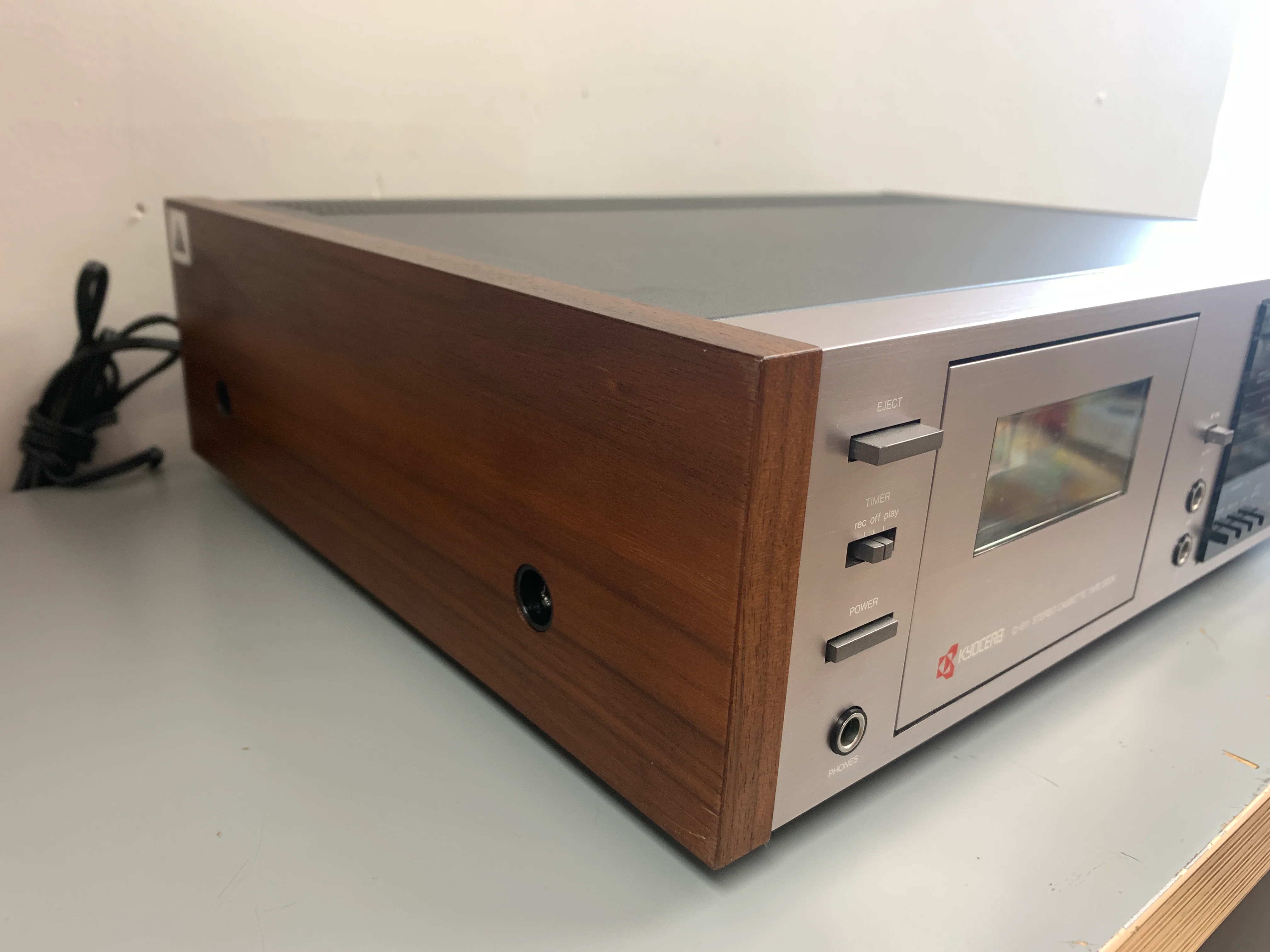 Kyocera D-611 Cassette Deck - Image 5