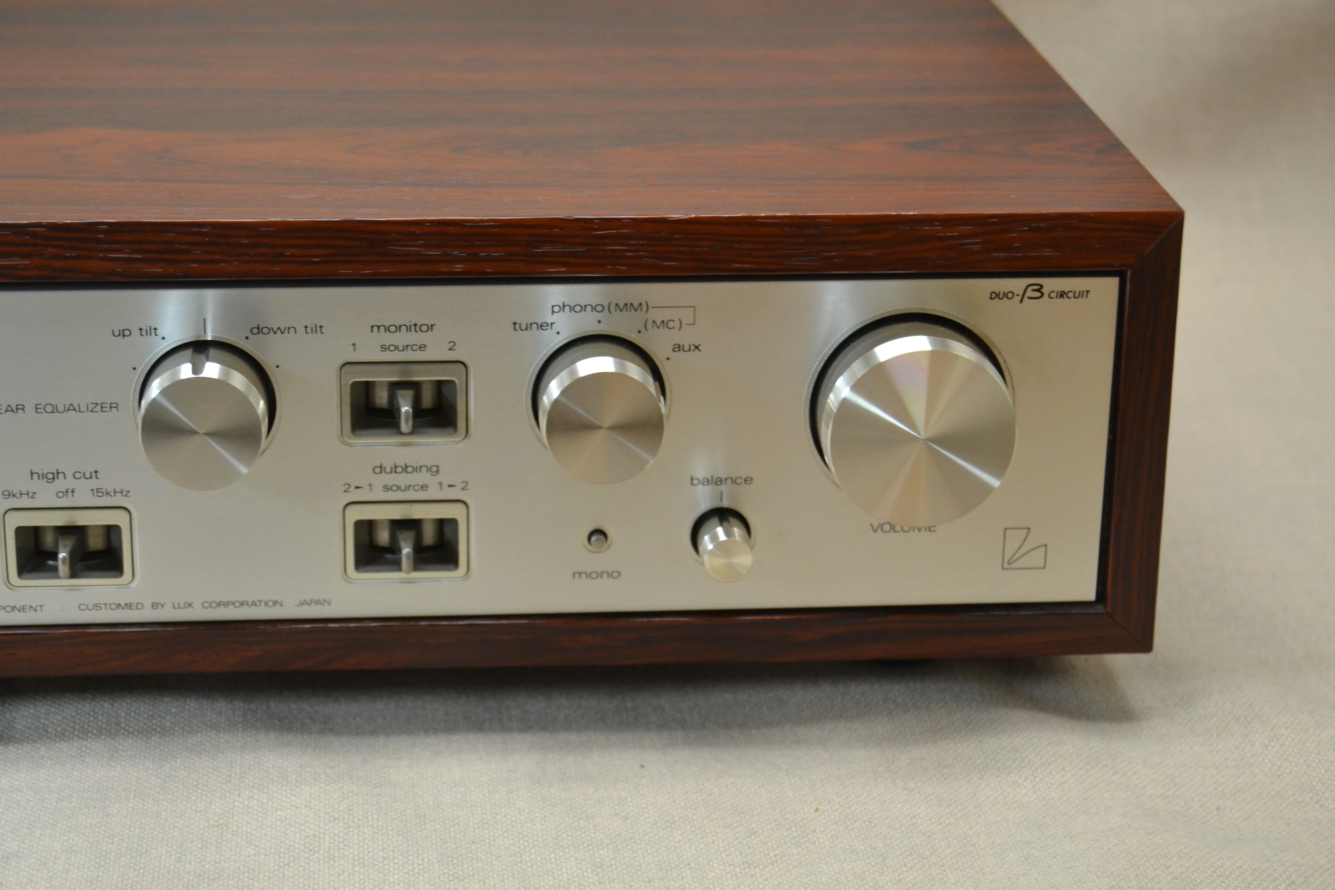 Luxman C-120A Stereo Duo-Beta Preamplifier (1980-83) - Image 4