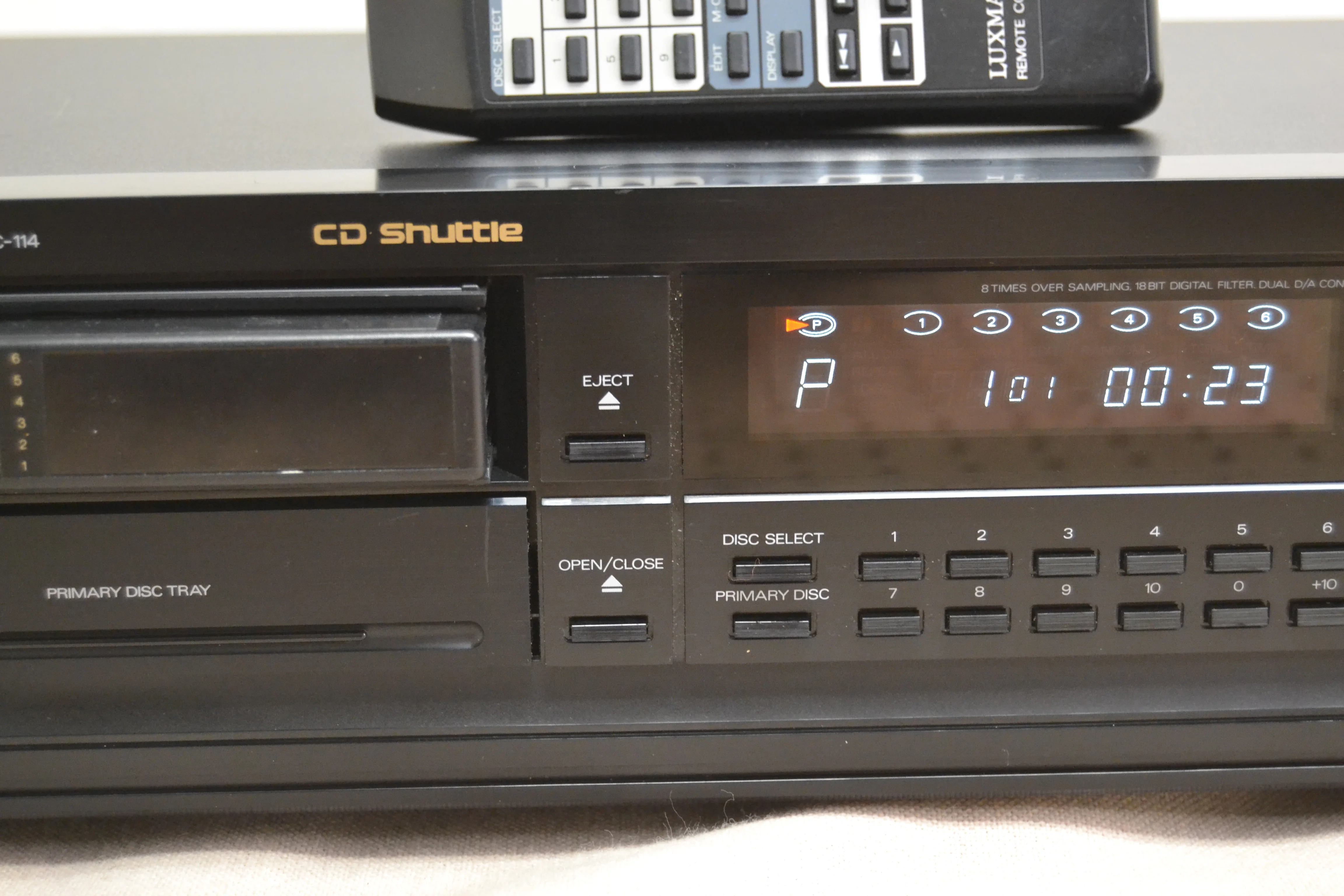 Luxman DC-114 CD Player * 6 Disc Magazine * Single Slot Player * Remote Control * READ - Image 4