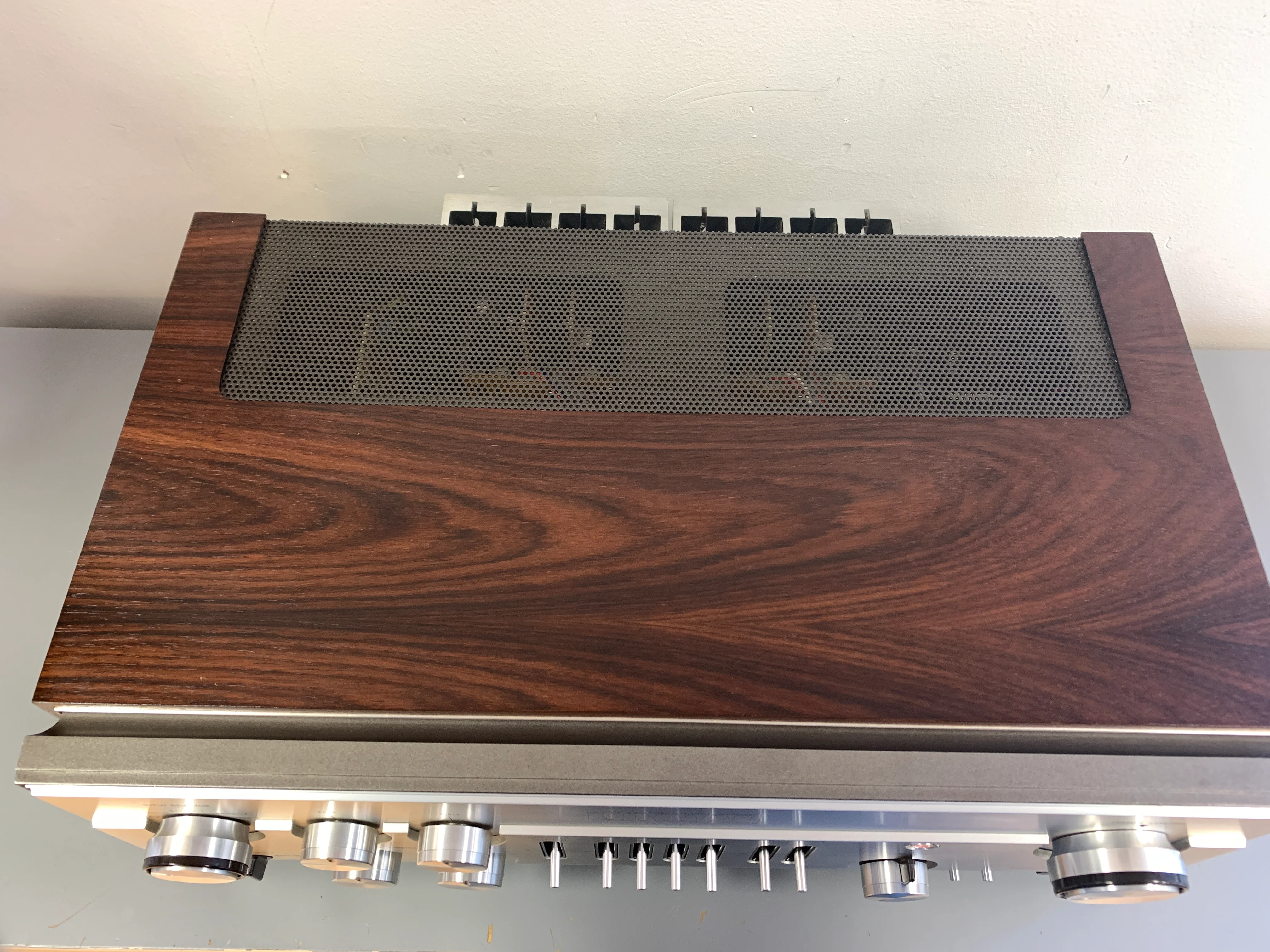 Luxman L-100 Integrated Amp - Image 7