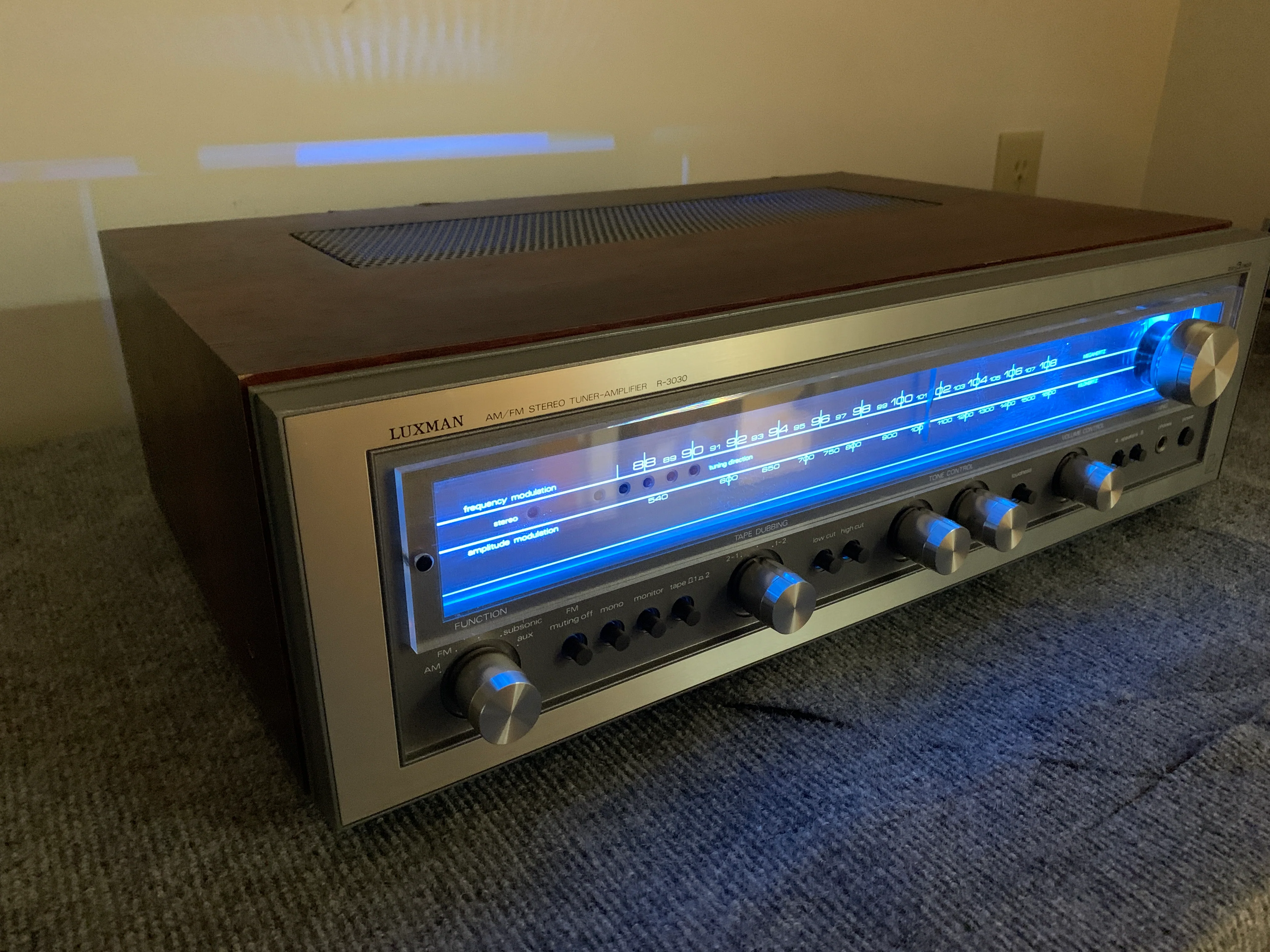 Luxman R-3030 Stereo receiver - Image 6