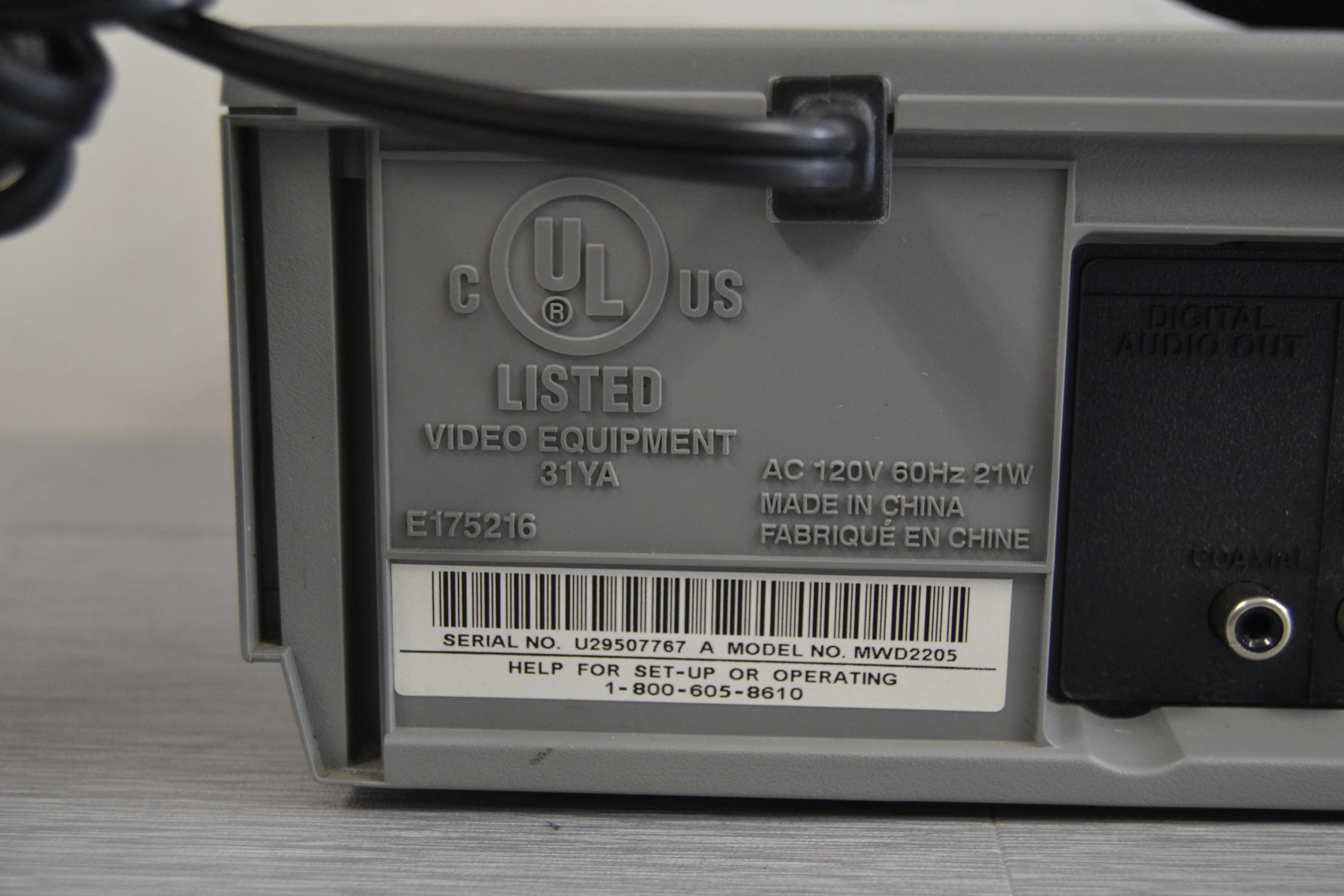 Magnavox MWD2205 DVD/VCR Player * Remote Control - Image 11