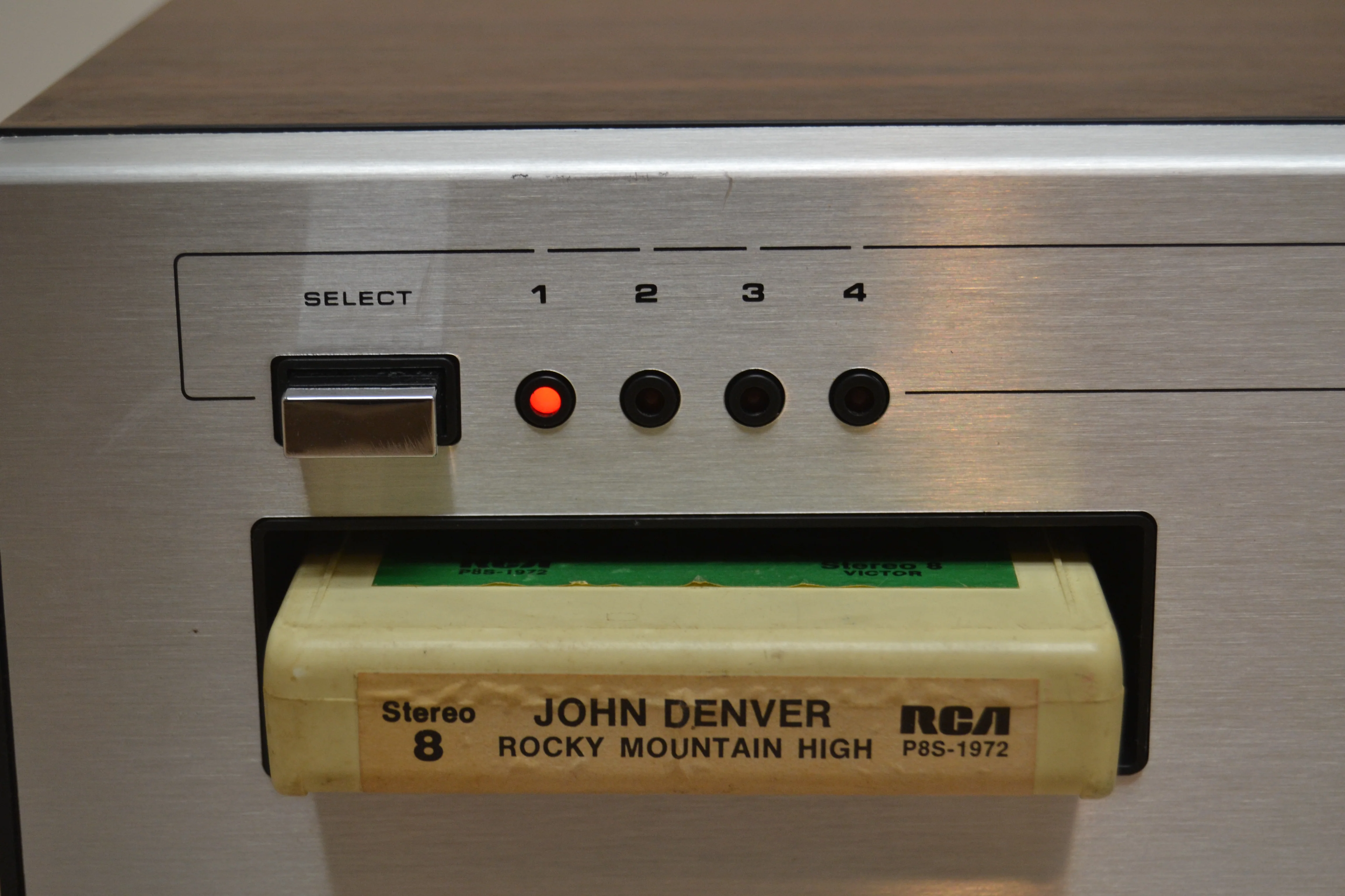 Magnavox TG3525 - 8 Track Player * Fully Serviced * New Belts - Image 2