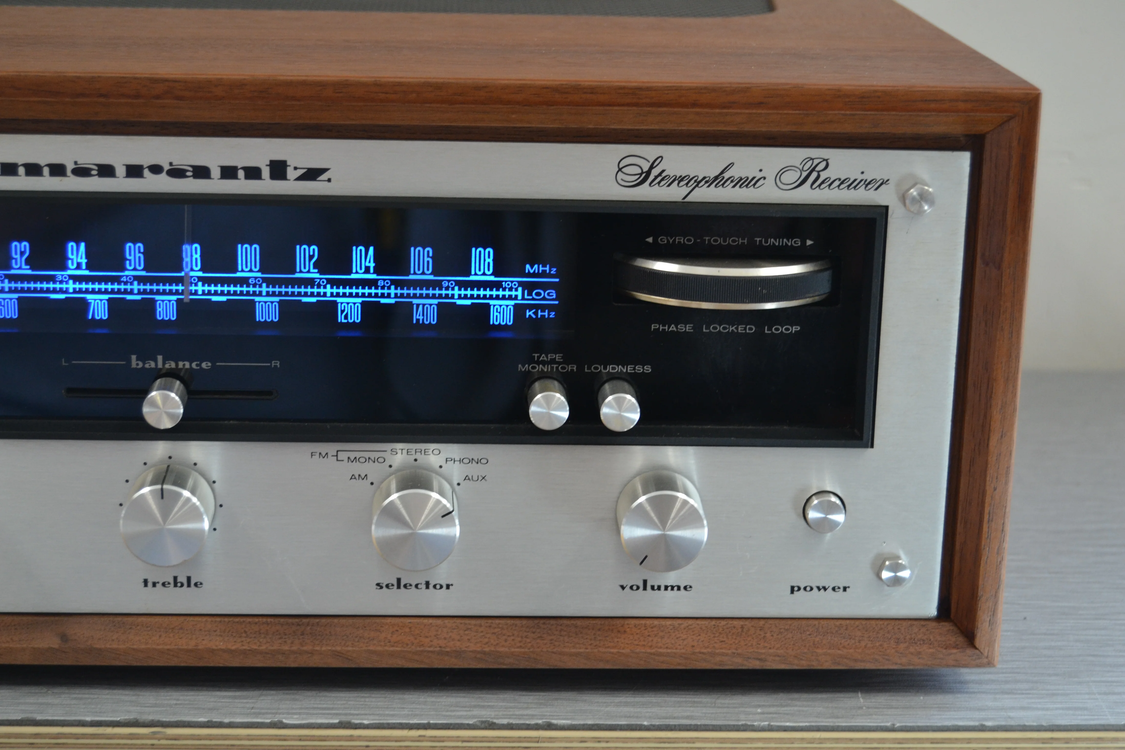 Marantz 2215B Stereo Receiver WITHOUT Hardwood Case Replica - Image 4