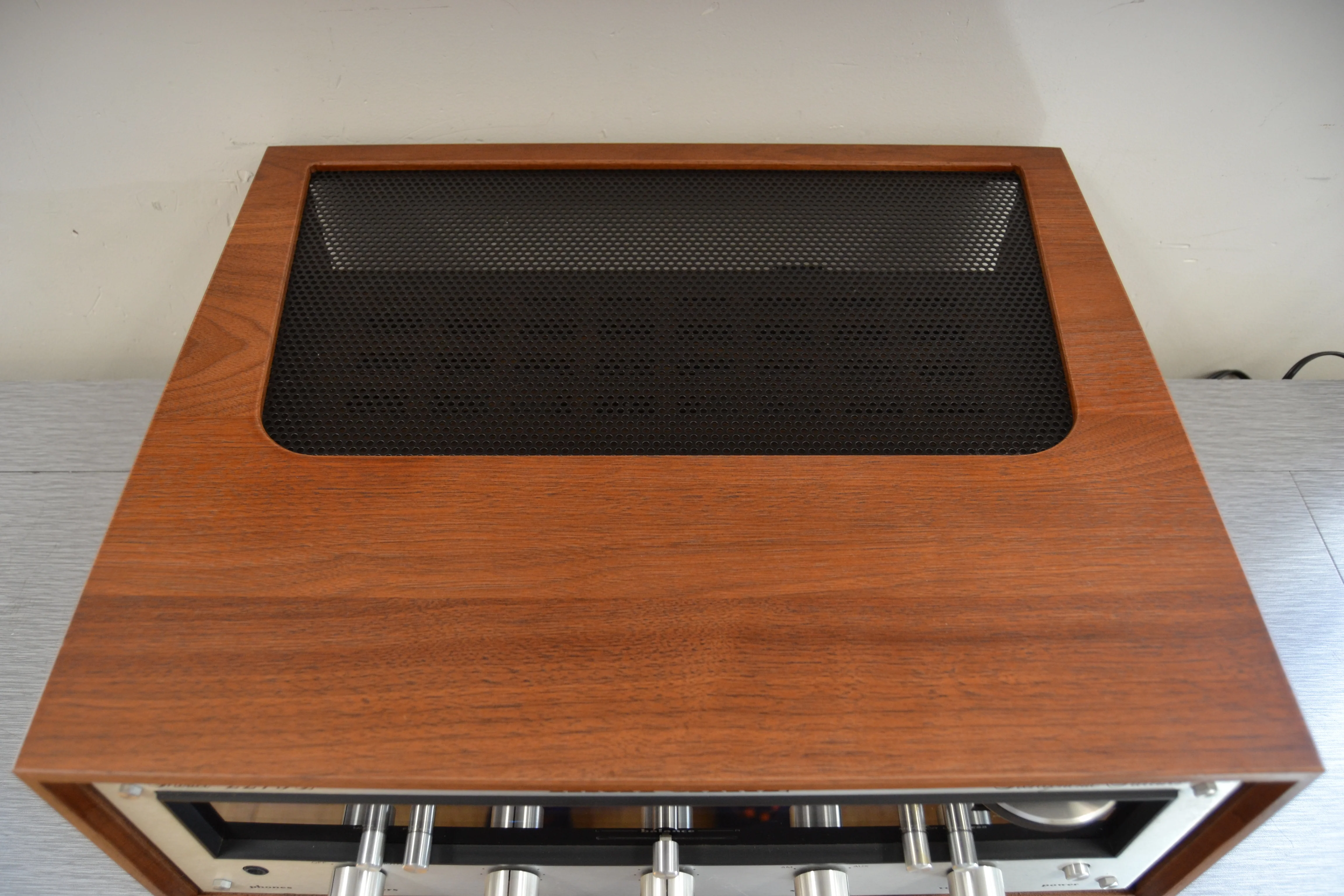 Marantz 2215B Stereo Receiver WITHOUT Hardwood Case Replica - Image 9