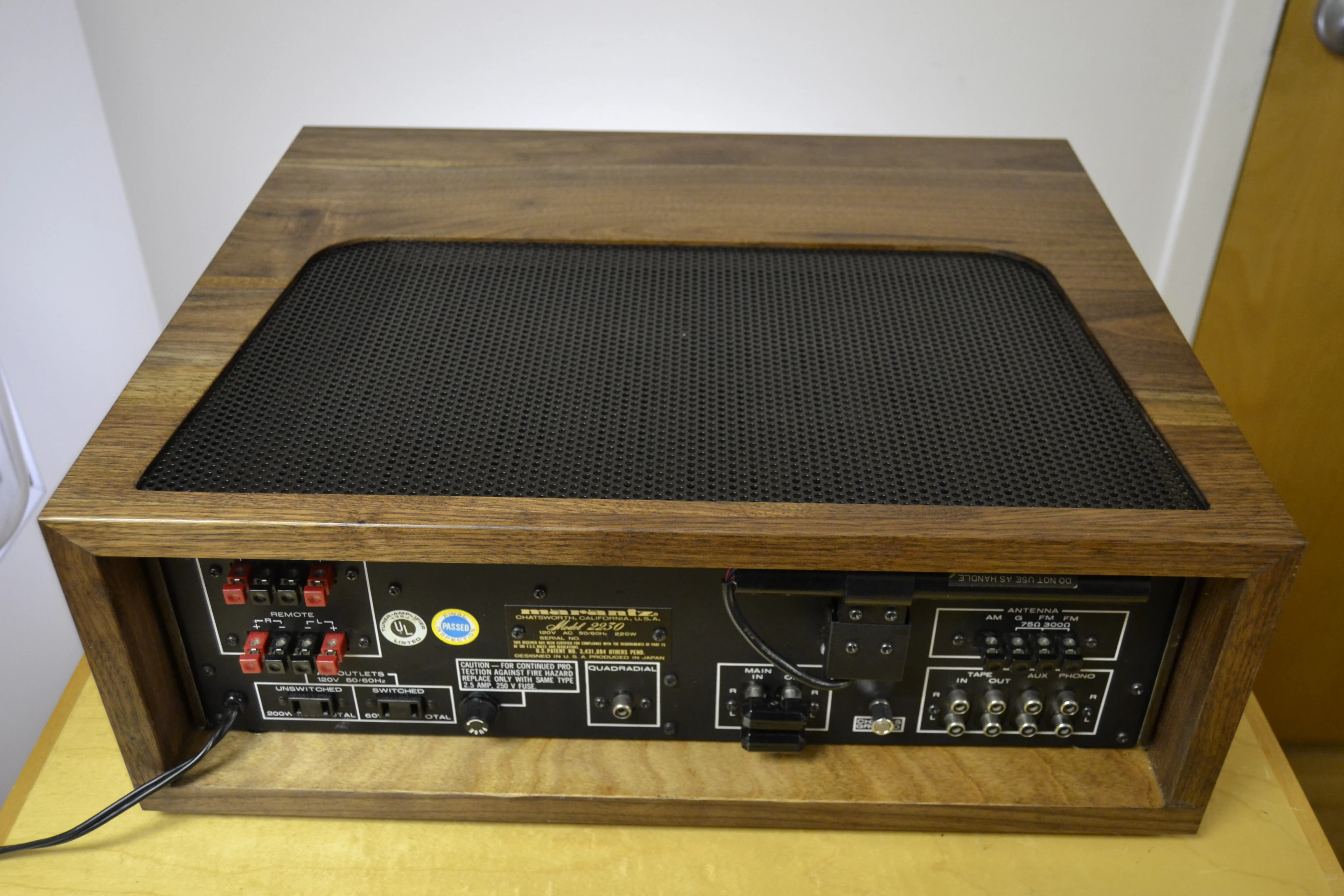 Marantz 2230 Stereo Receiver * Fully Refurbished * LEDs * NEW Hardwood Case * 30W RMS * 1973 - Image 9