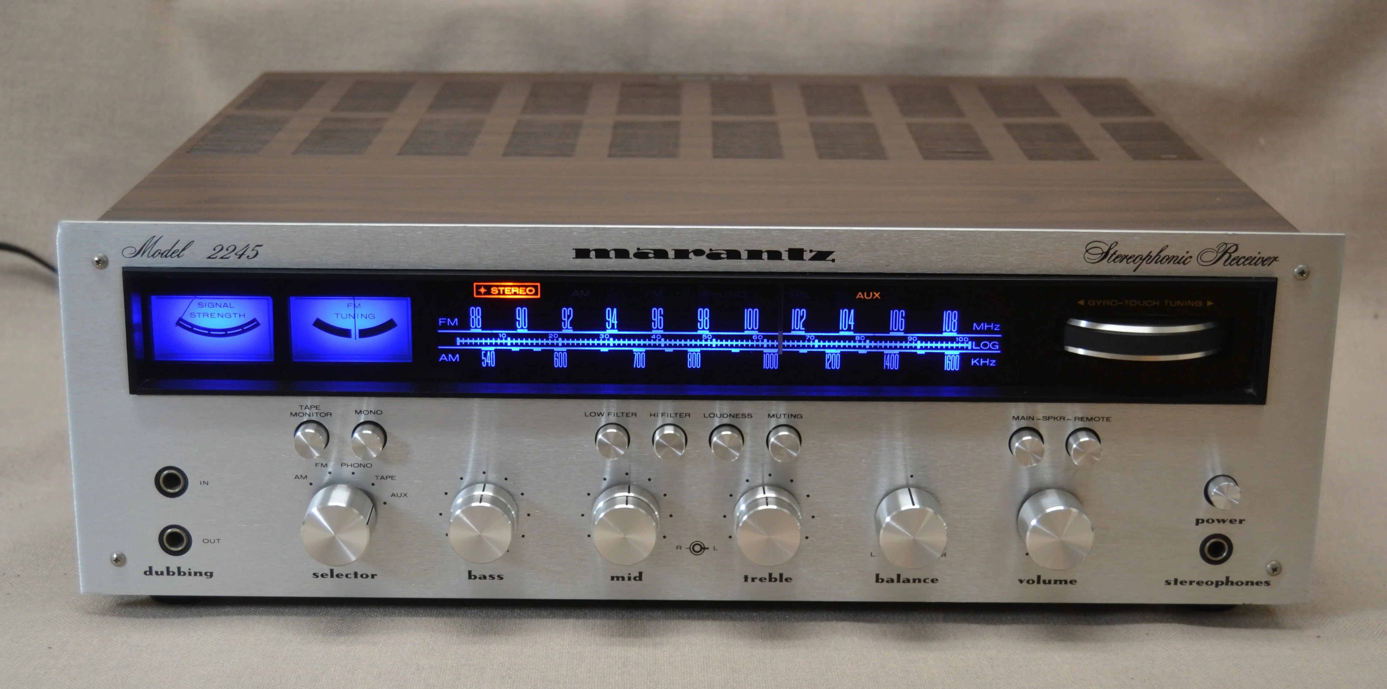 Marantz 2245 Stereo Receiver * 45W RMS * 1971