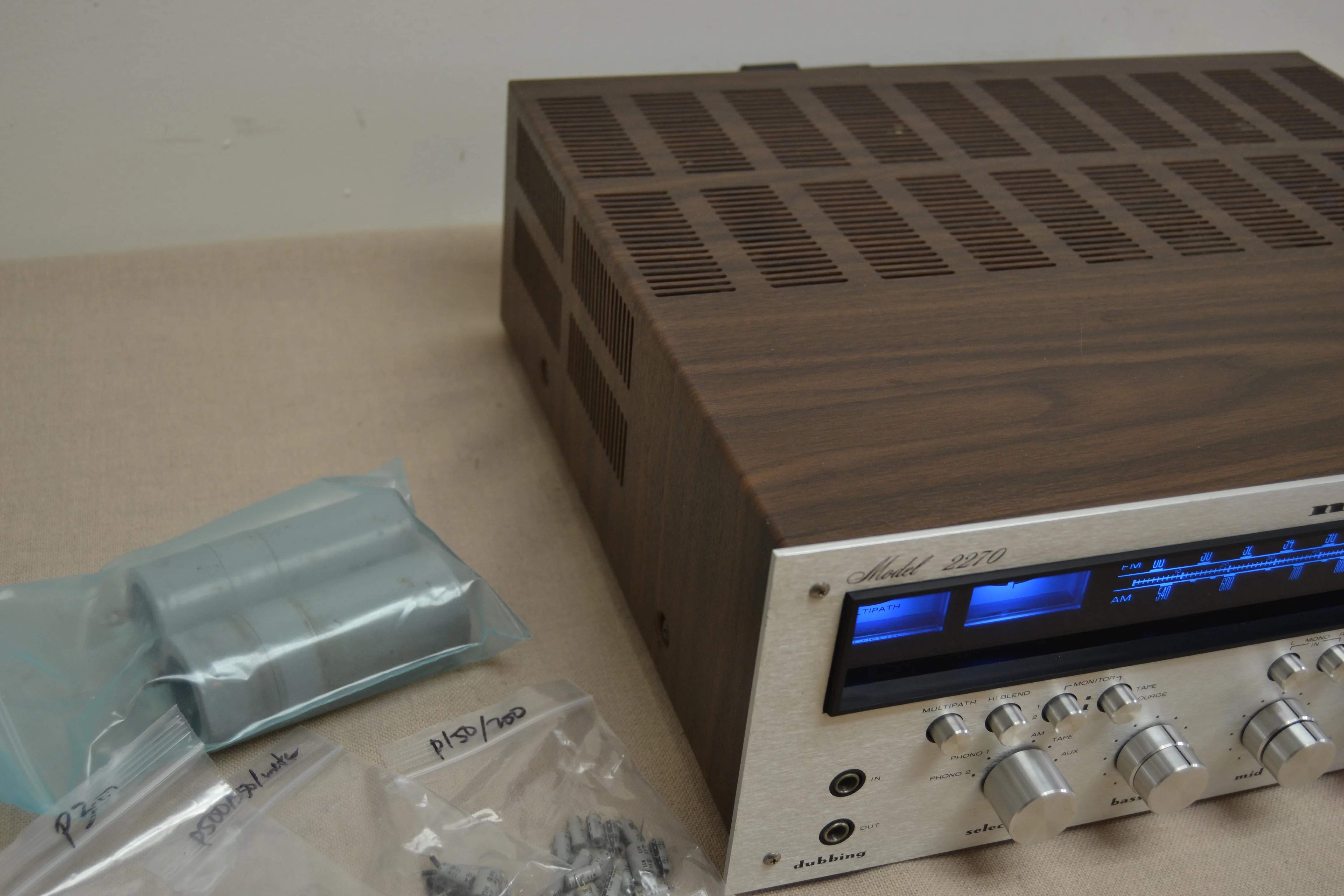 Marantz 2270 Stereo Receiver * 70W RMS * Fully Rebuilt & Recapped * LED Upgrade * MINT ! - Image 8