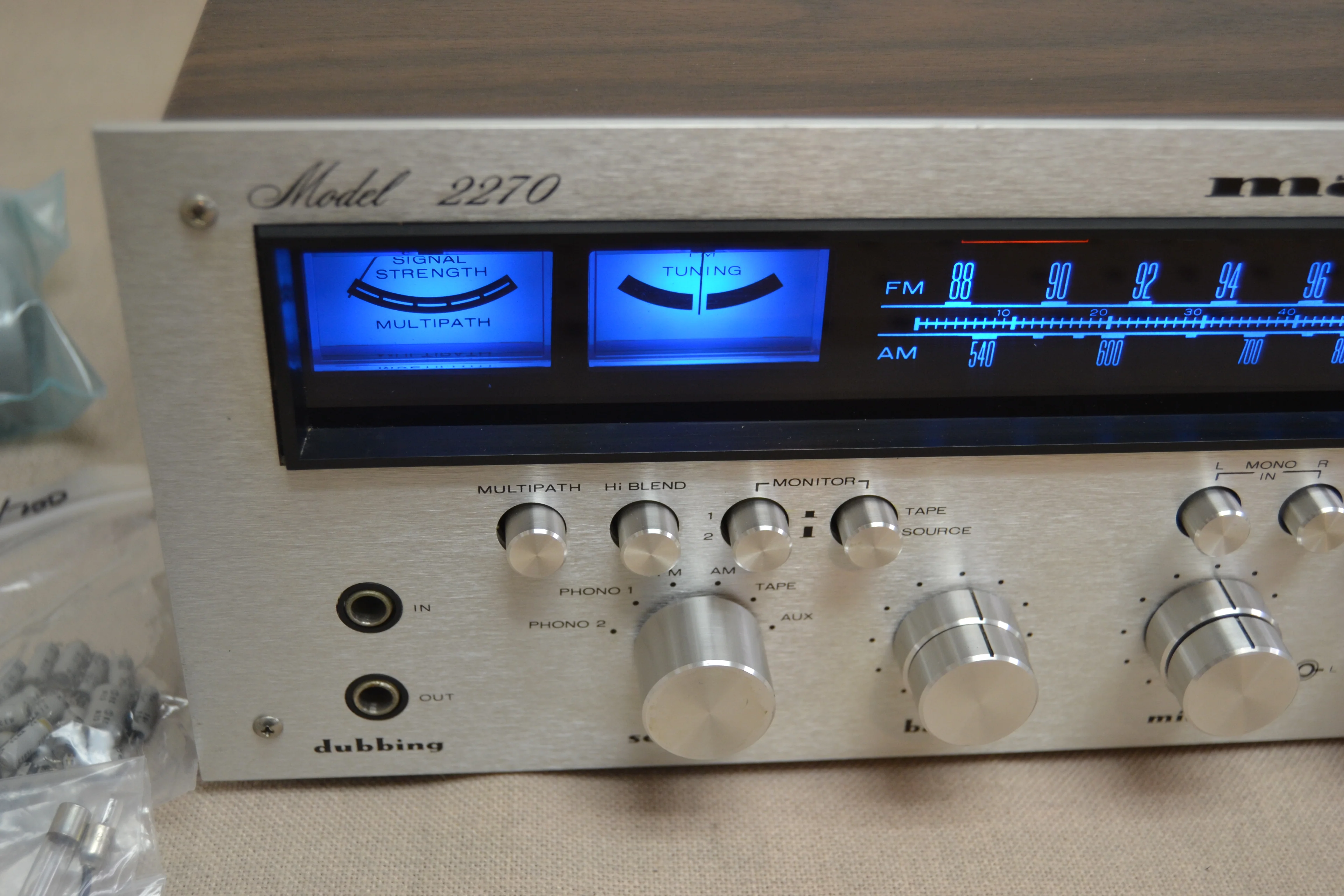 Marantz 2270 Stereo Receiver * 70W RMS * Fully Rebuilt & Recapped * LED Upgrade * MINT ! - Image 9