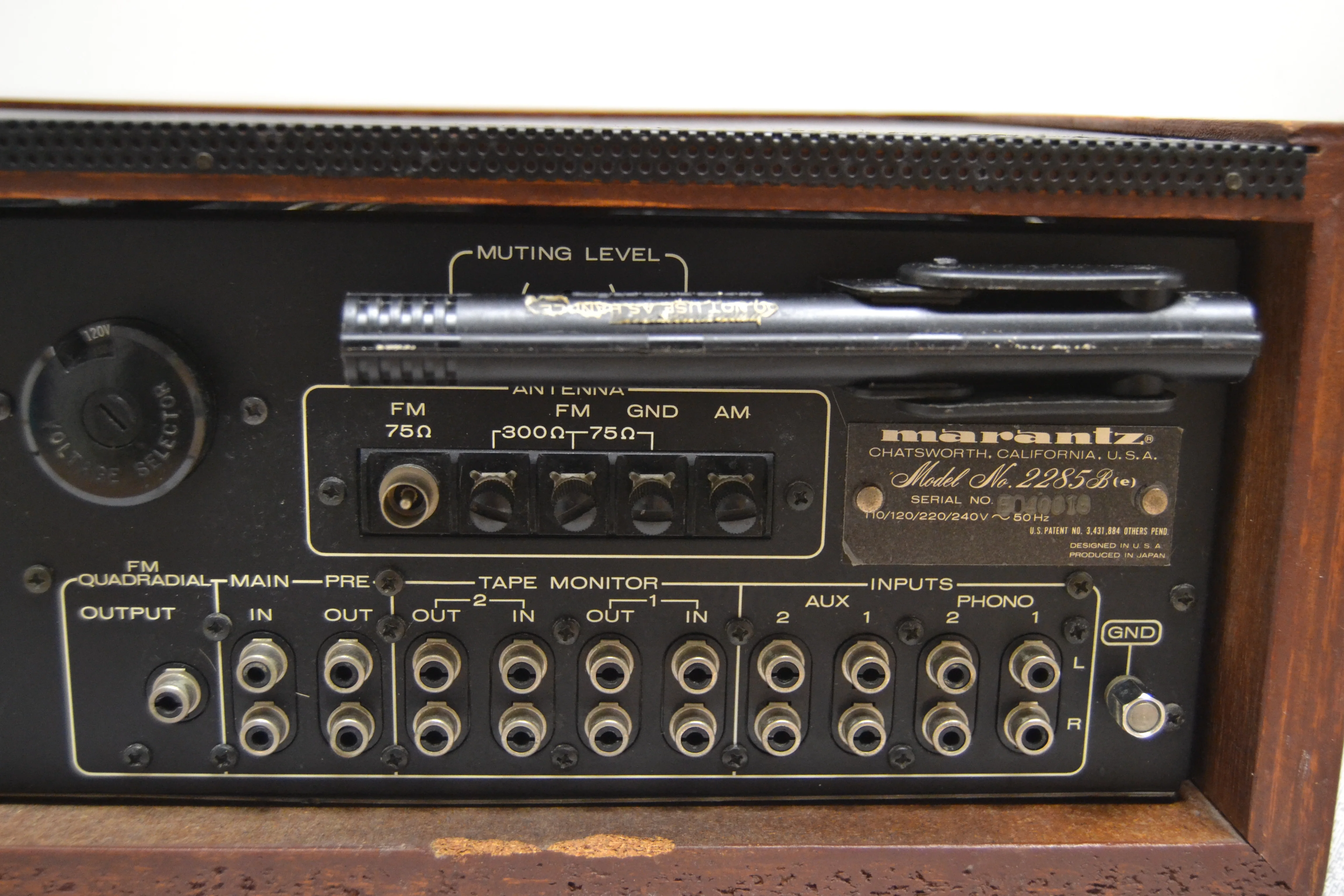 Marantz 2285B Stereo Receiver * Fully Serviced * Led Upgraded * Original Wood Case - Image 10