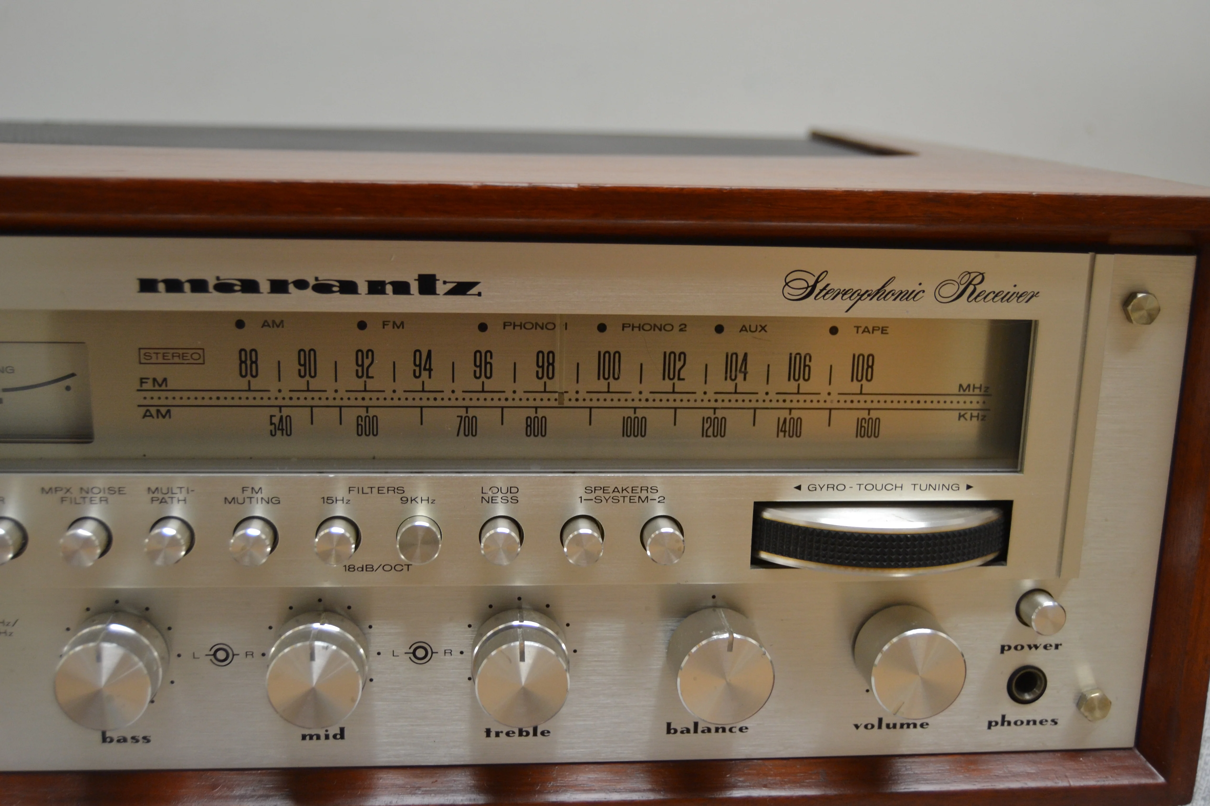 Marantz 2285B Stereo Receiver * Fully Serviced * Led Upgraded * Original Wood Case - Image 4