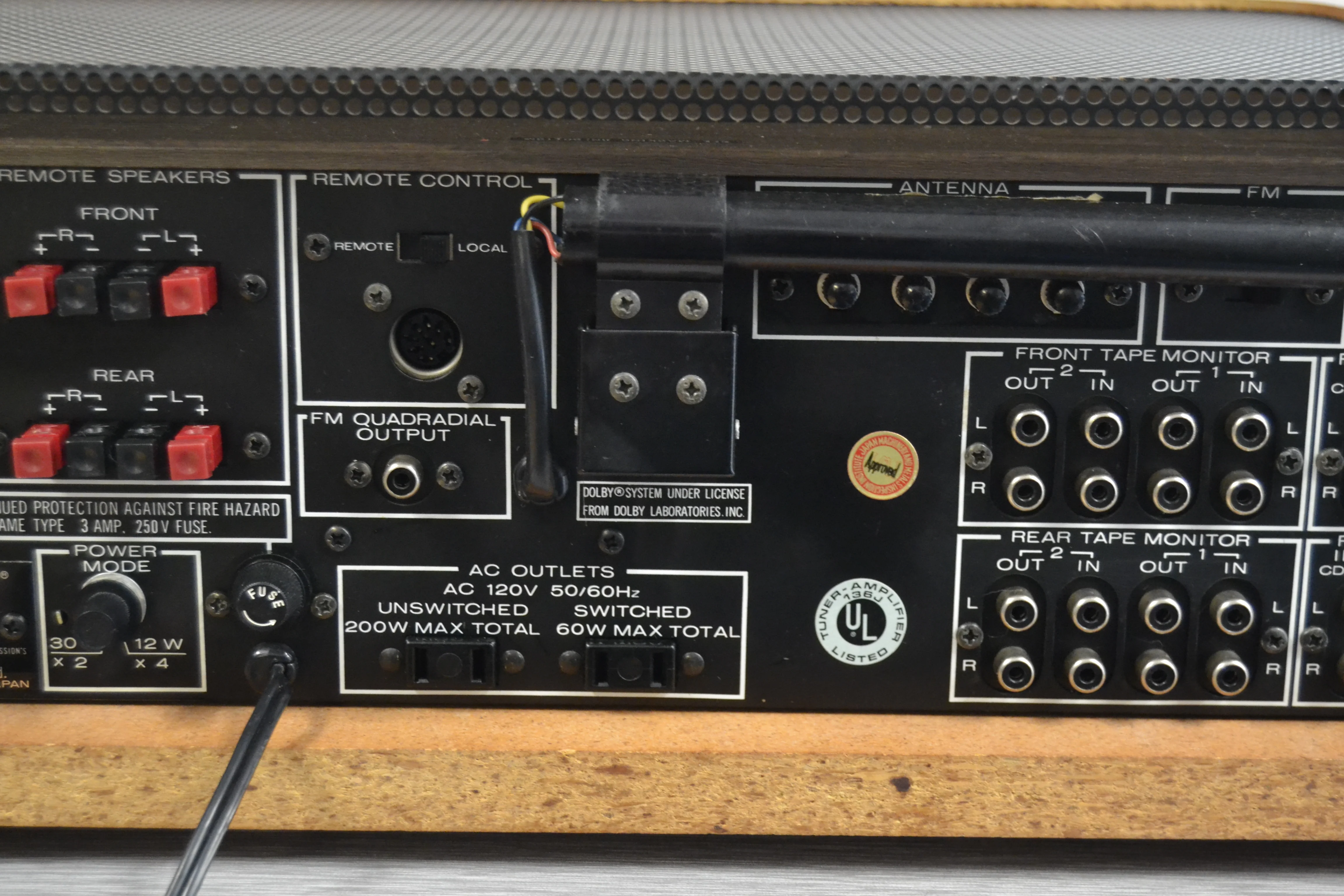 Marantz 4230 Stereo Receiver with Original Wood Case - Image 12