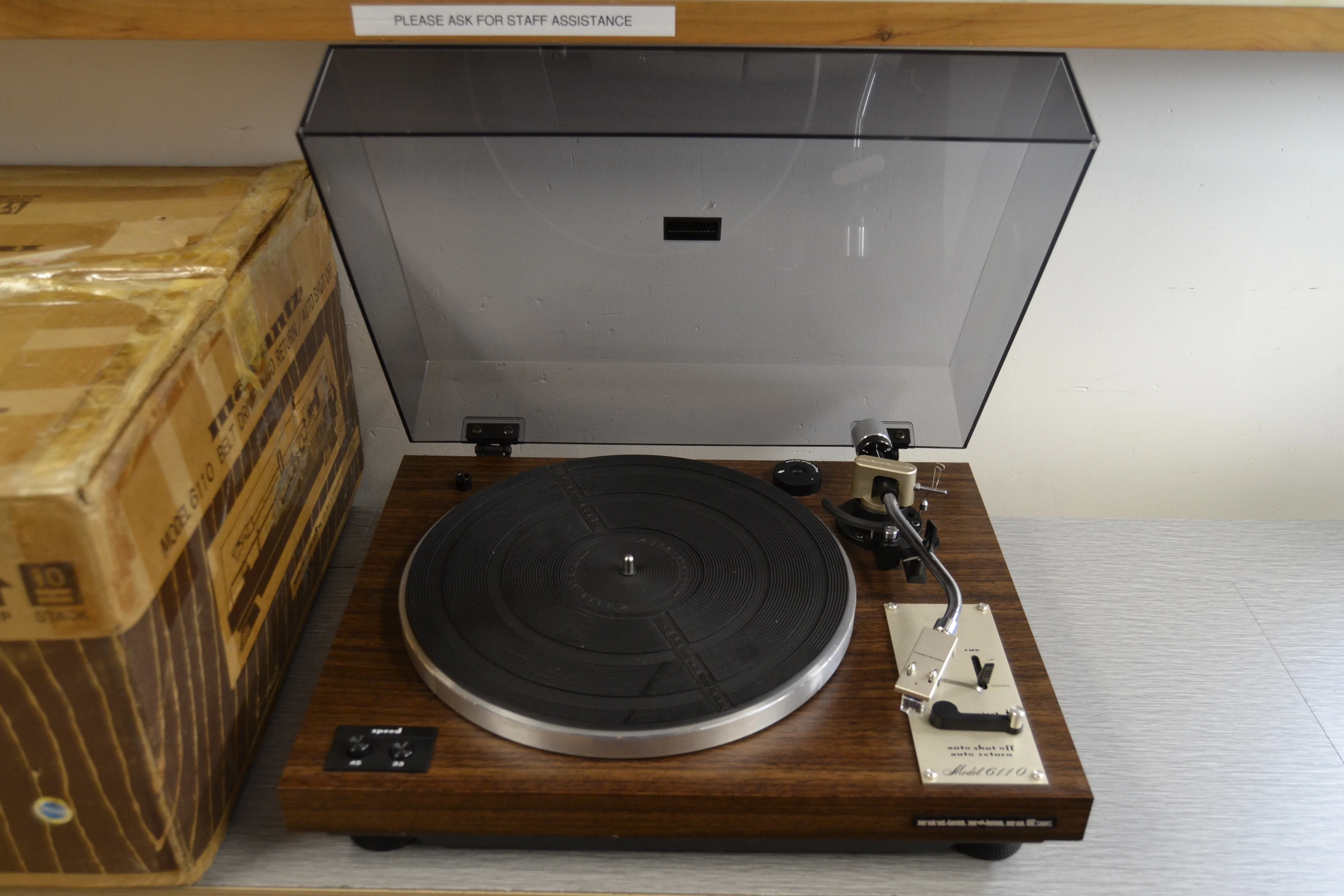 Marantz 6110 Stereo Turntable * Box - Image 5