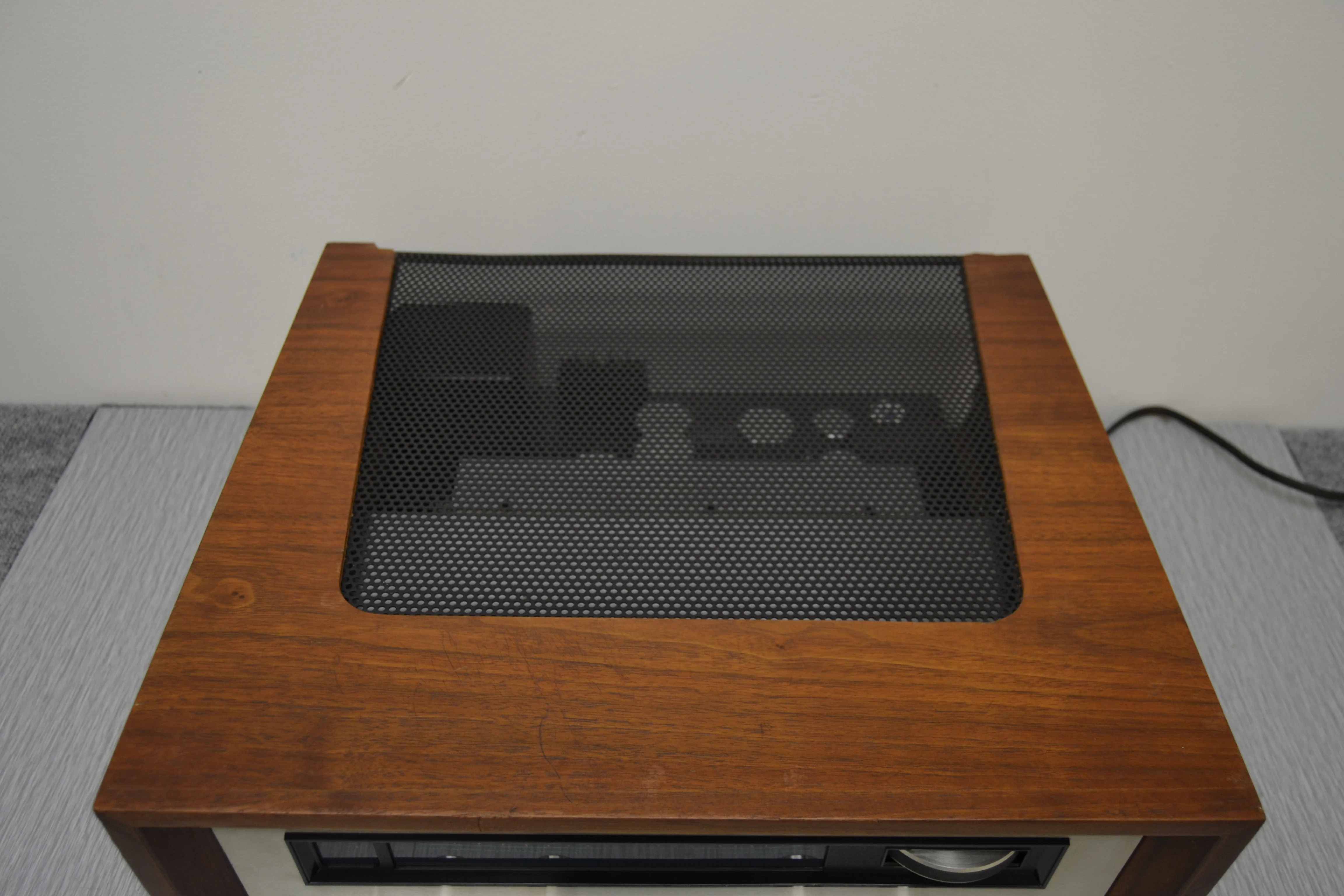 Marantz Model Twenty Stereo Tuner with Oscilloscope * 1972 * Original Wood Case - Image 7