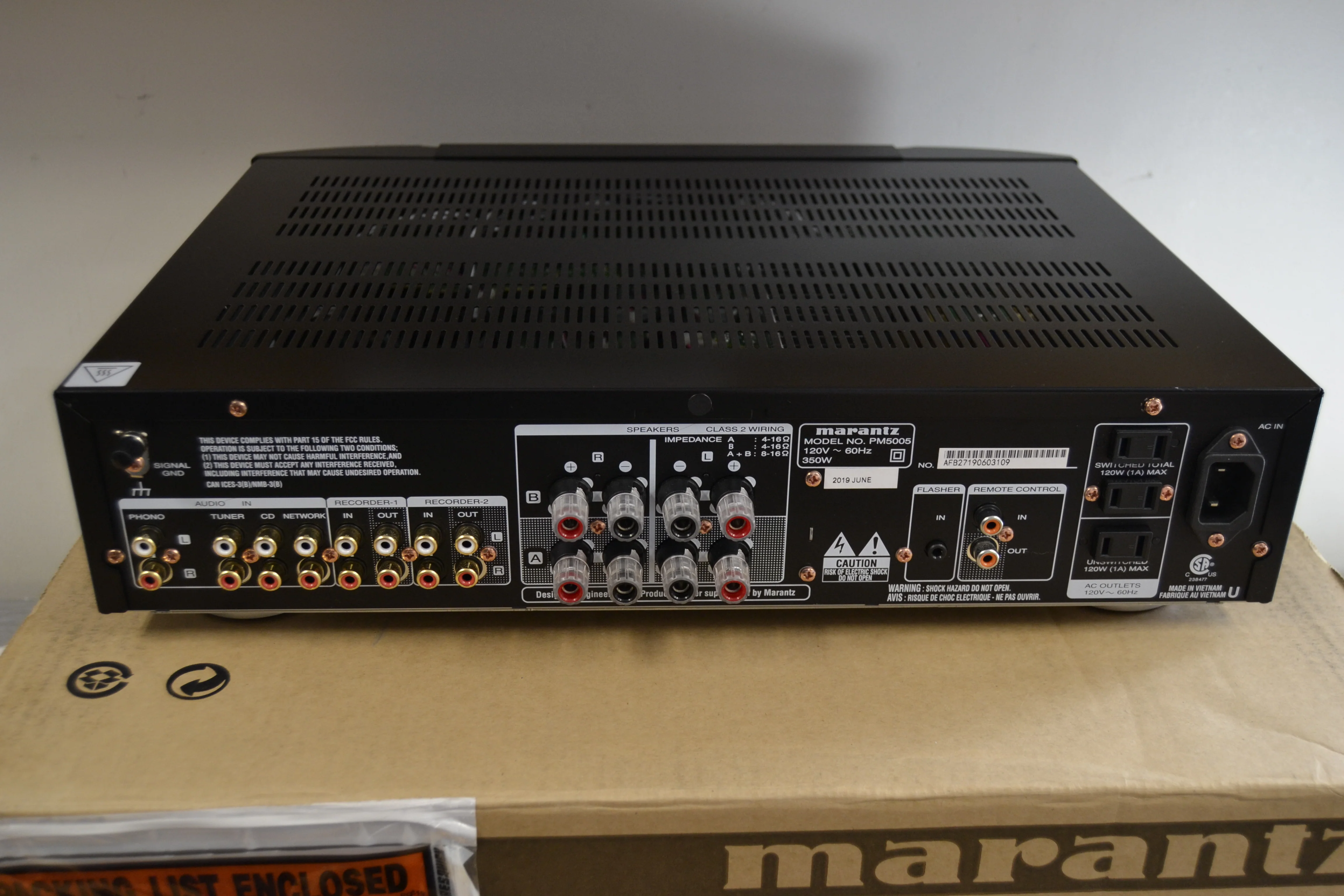 Marantz PM5005 Integrated Amplifier * Box * Remote * Manual - Image 11