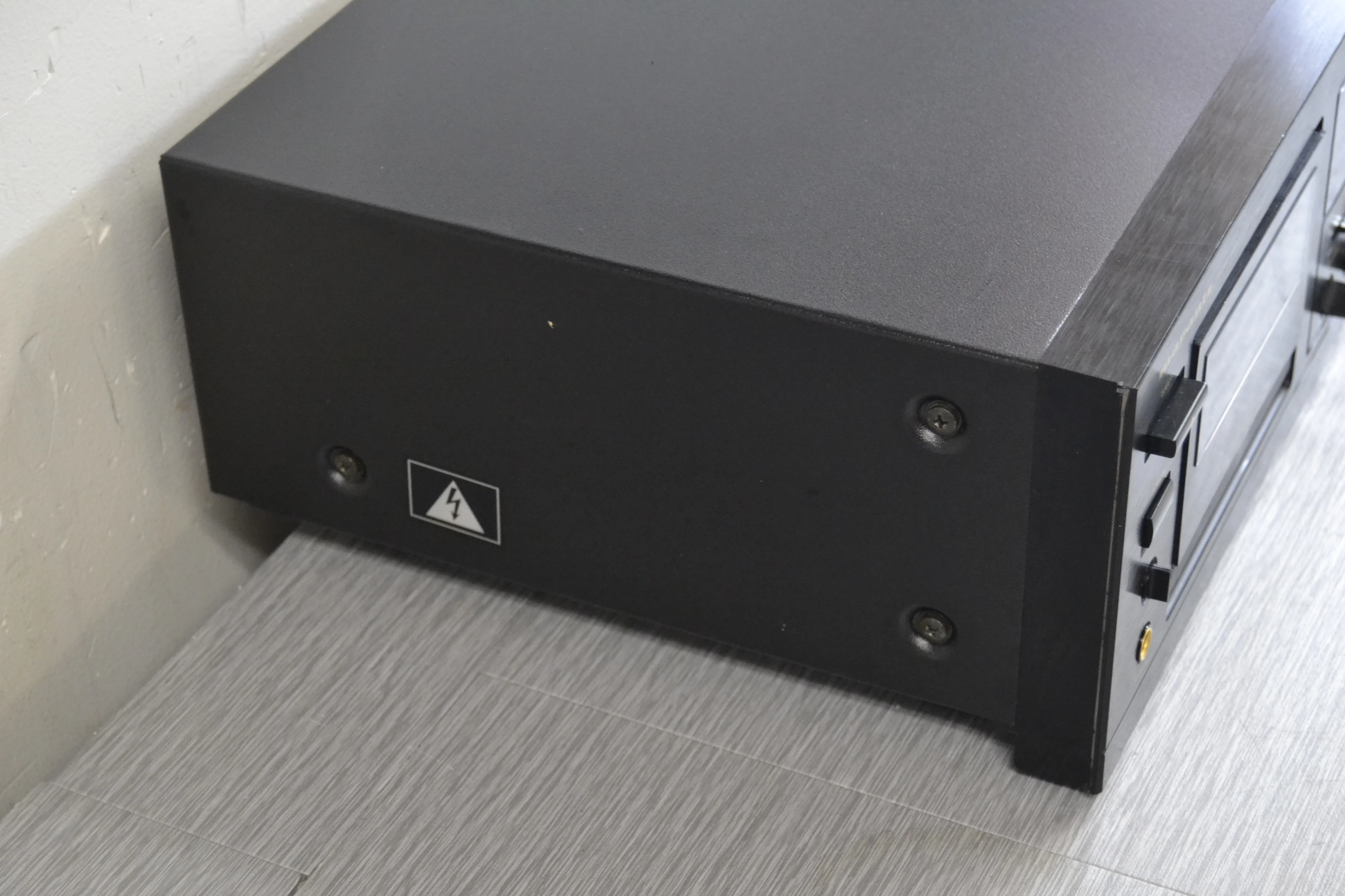 Marantz PMD-502 Stereo Cassette Deck - Image 6