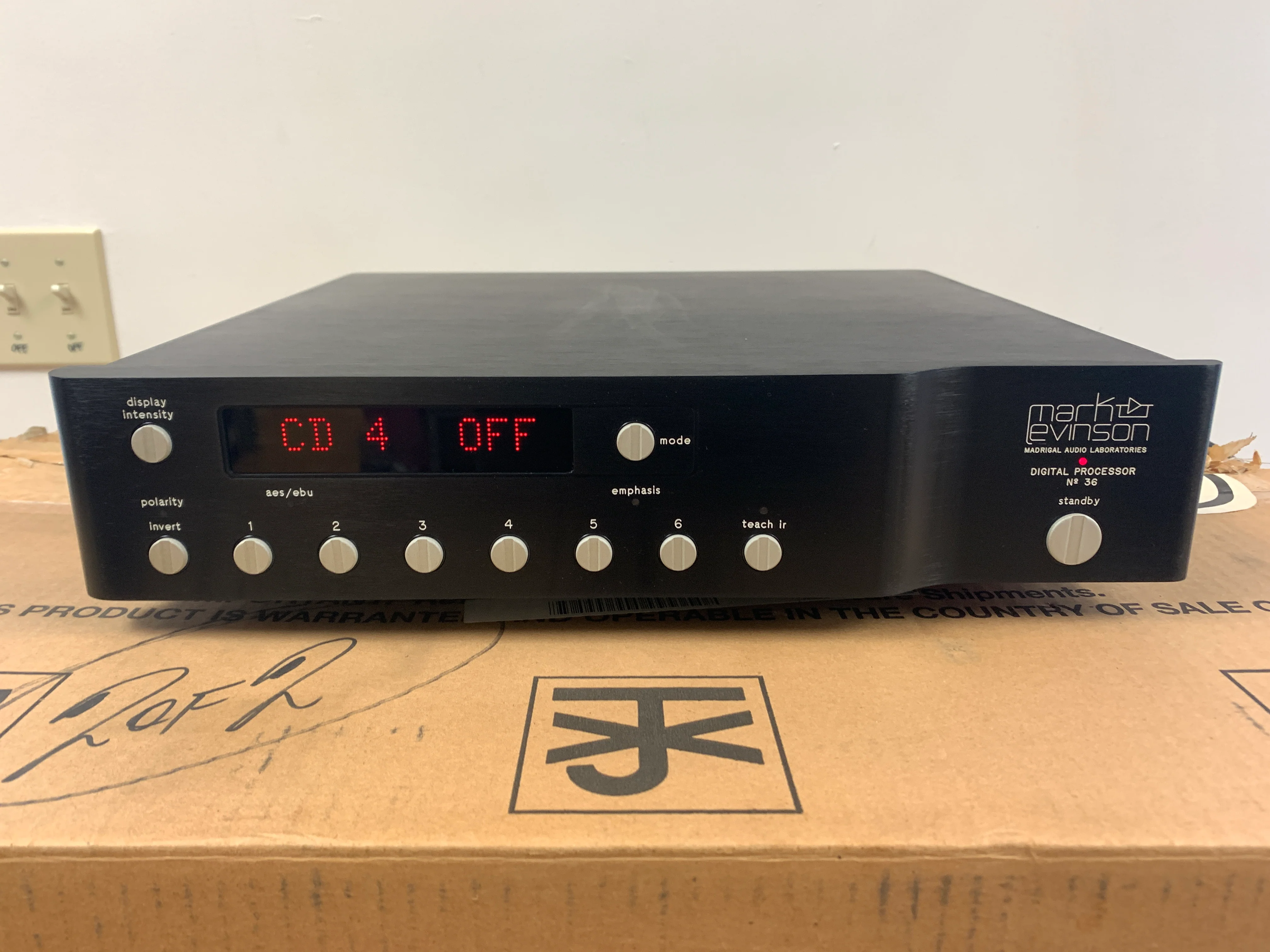 Mark Levinson No.36 * DAC Digital to Analog Converter * Original Box - Image 2