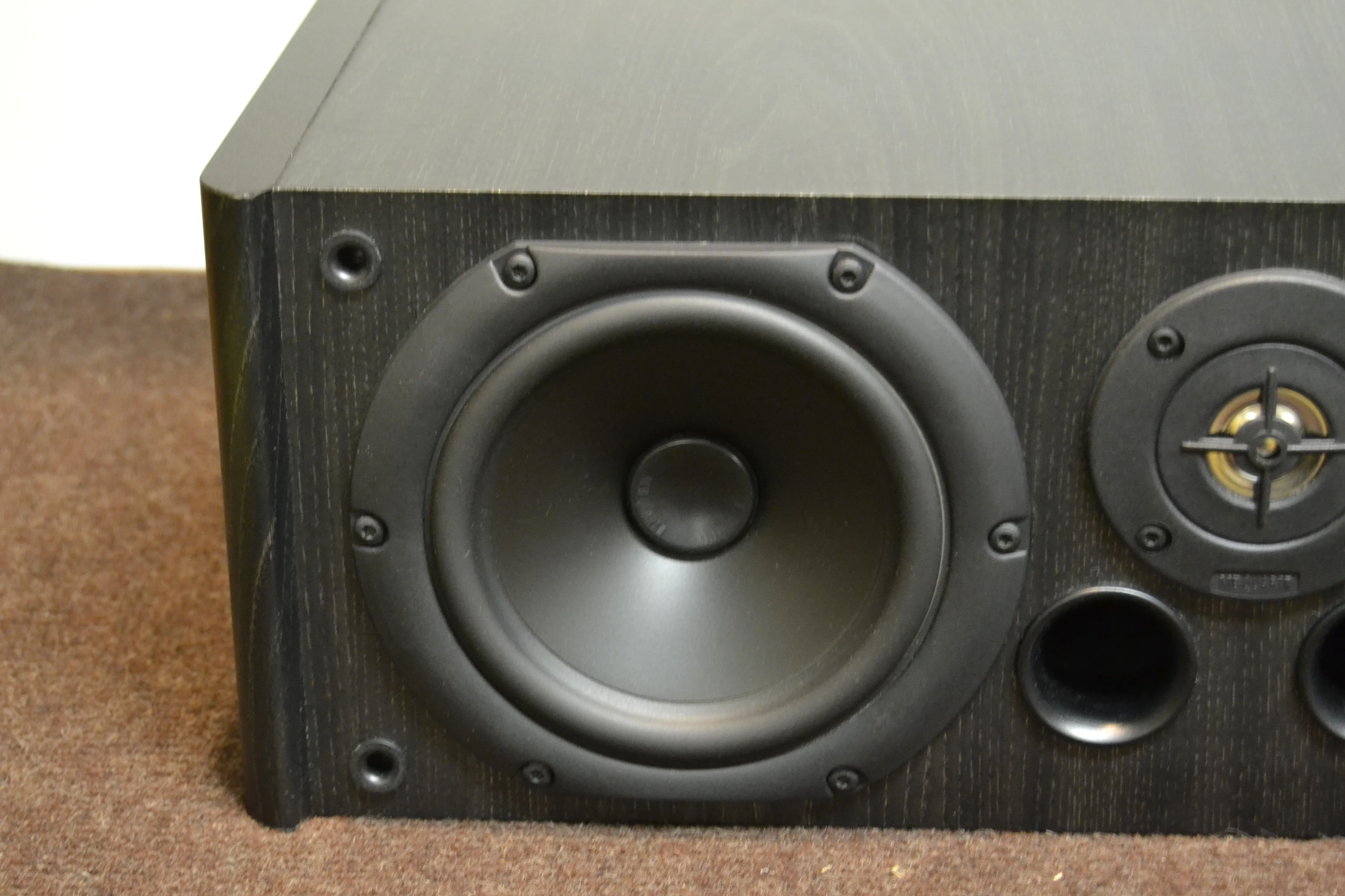MB QUART QLc304 CTR Center Channel Speaker - Image 4