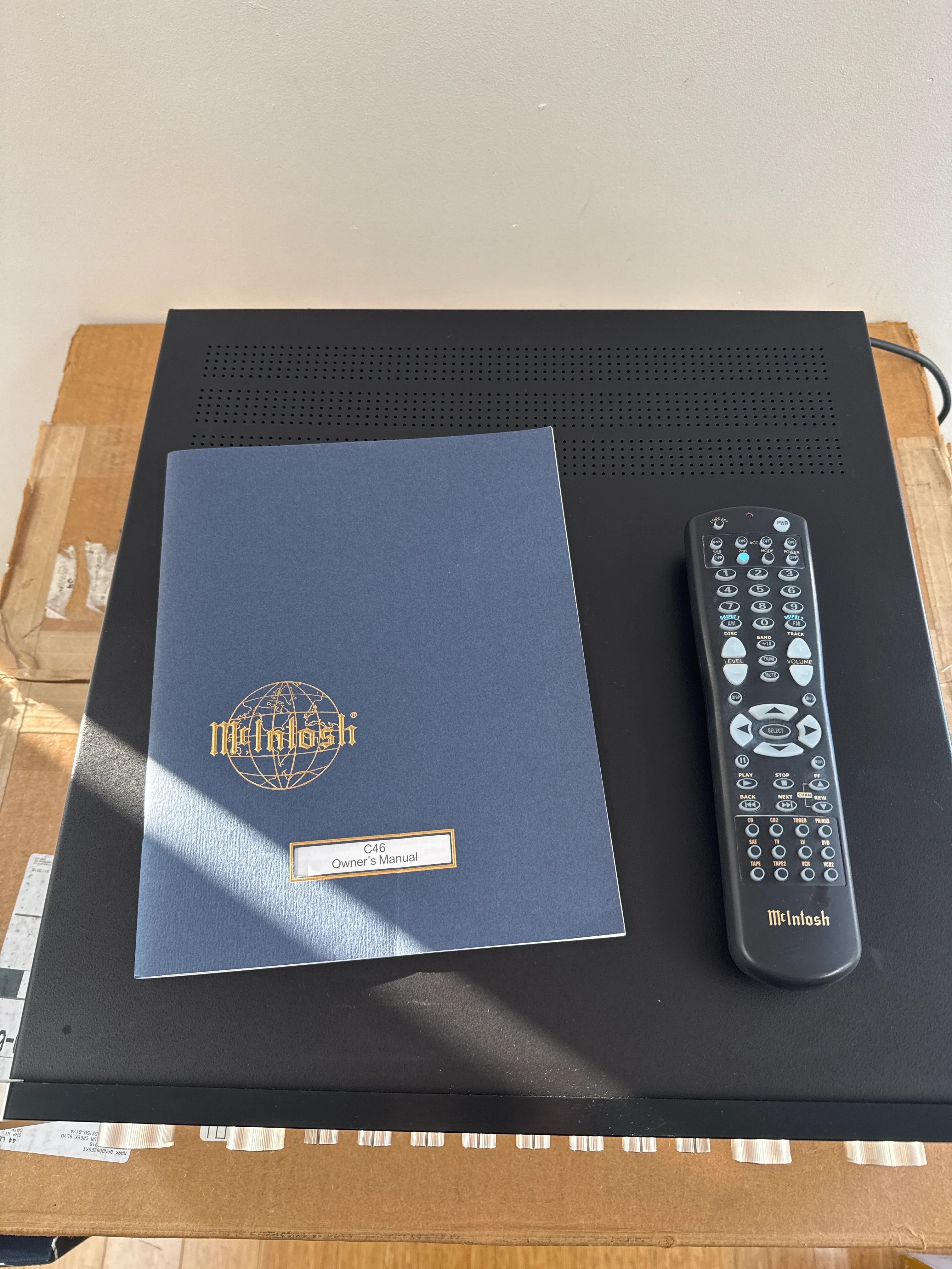 McIntosh C46 Stereo Preamplifier * Like New * Box * Manual * Remote - Image 5