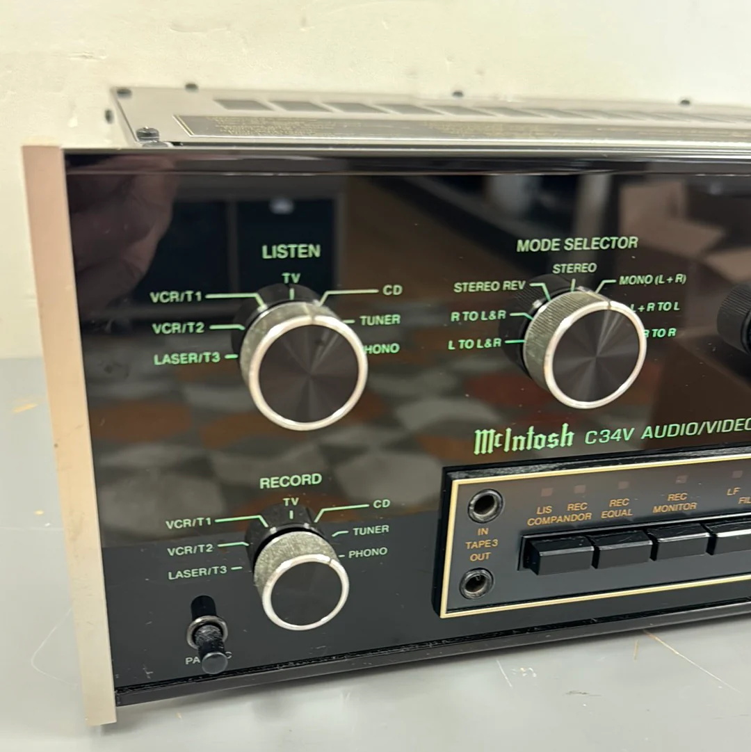 McIntosh C34V Stereo Preamplifier / Amplifier - Image 2