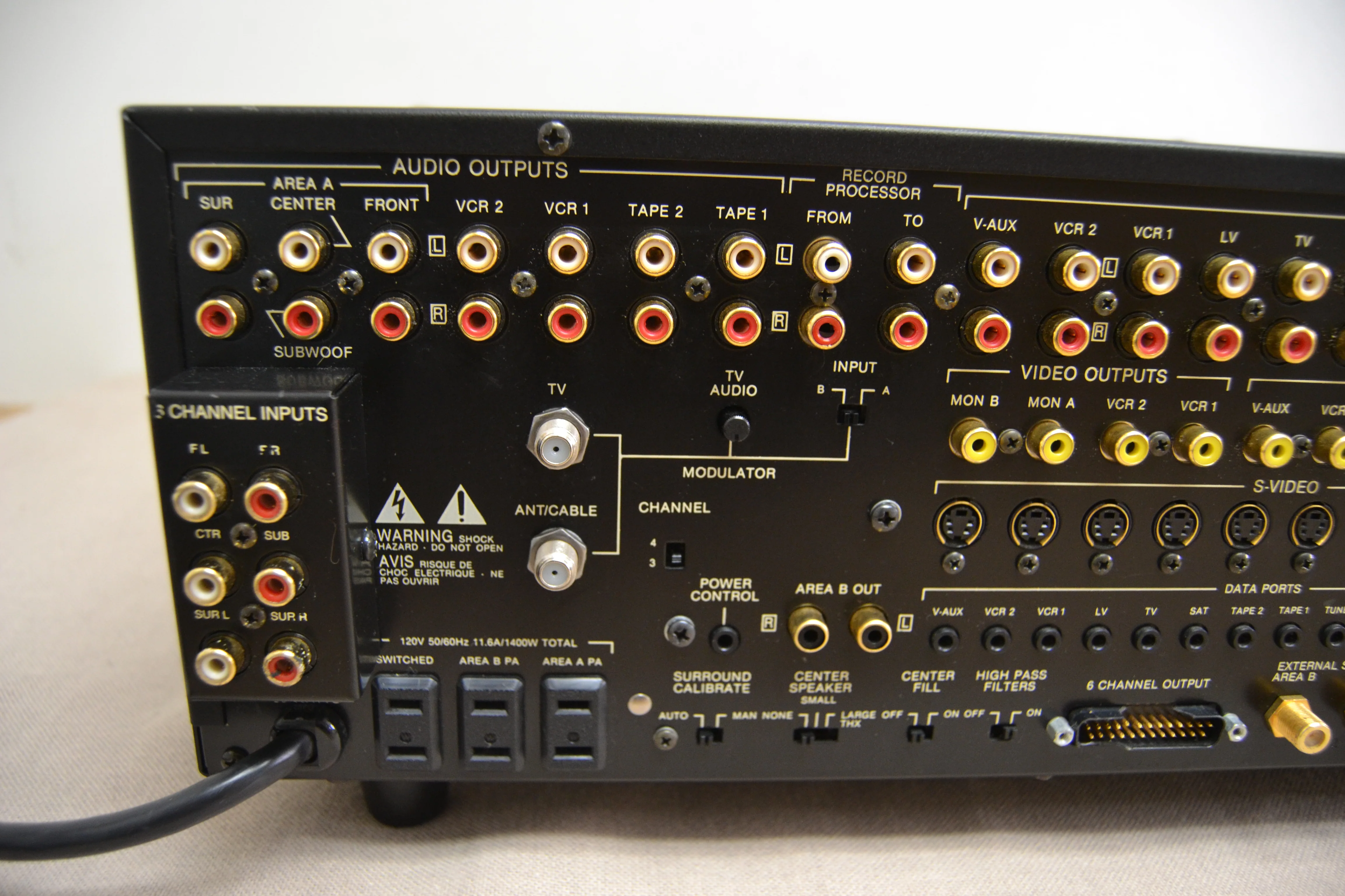 McIntosh C39 2-Channel Solid State Audio/Video Control Center Preamplifier * NEW Front Glass * Fully Serviced - Image 9