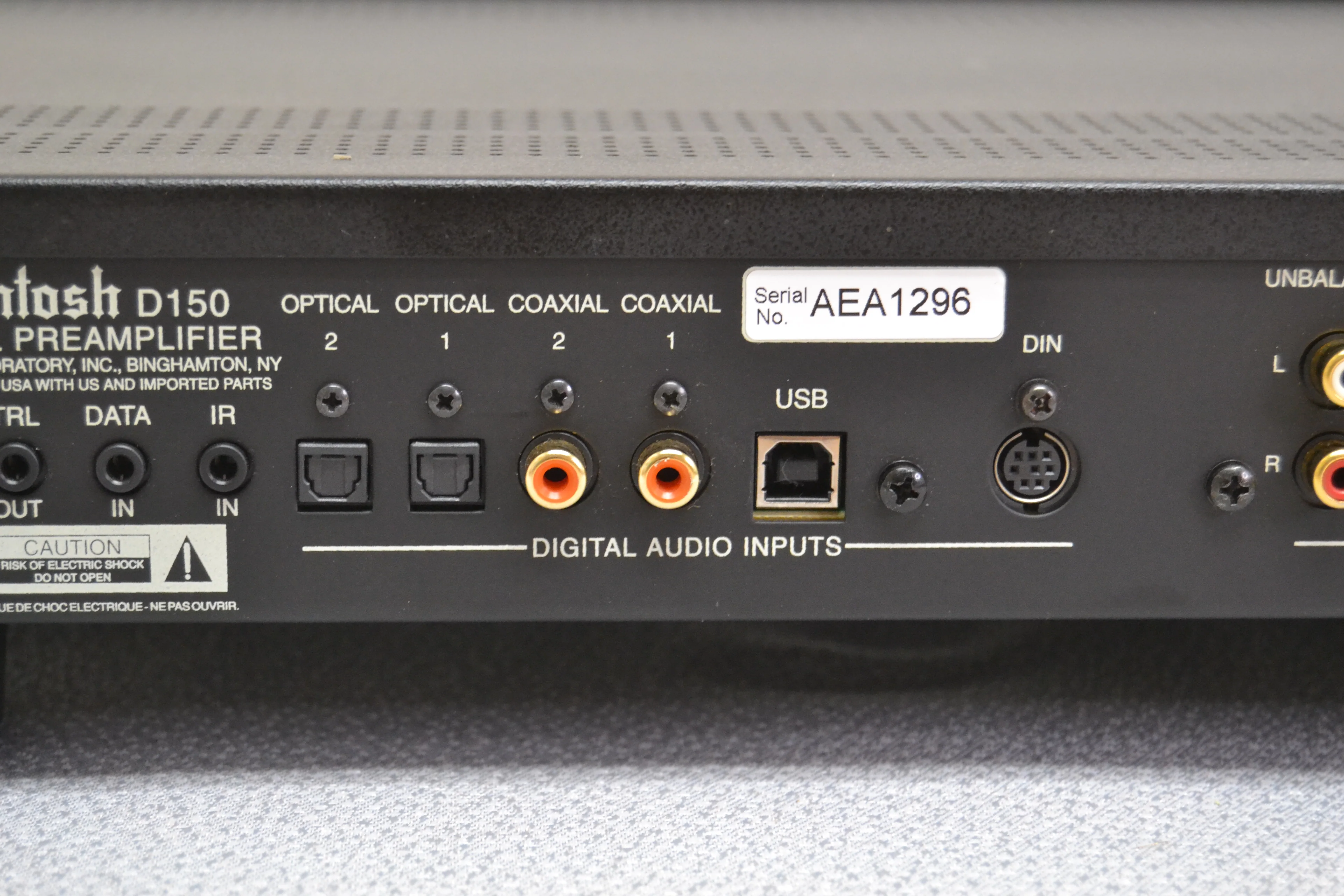 McIntosh D150 Stereo digital preamplifier * Remote * Original Box - Image 12