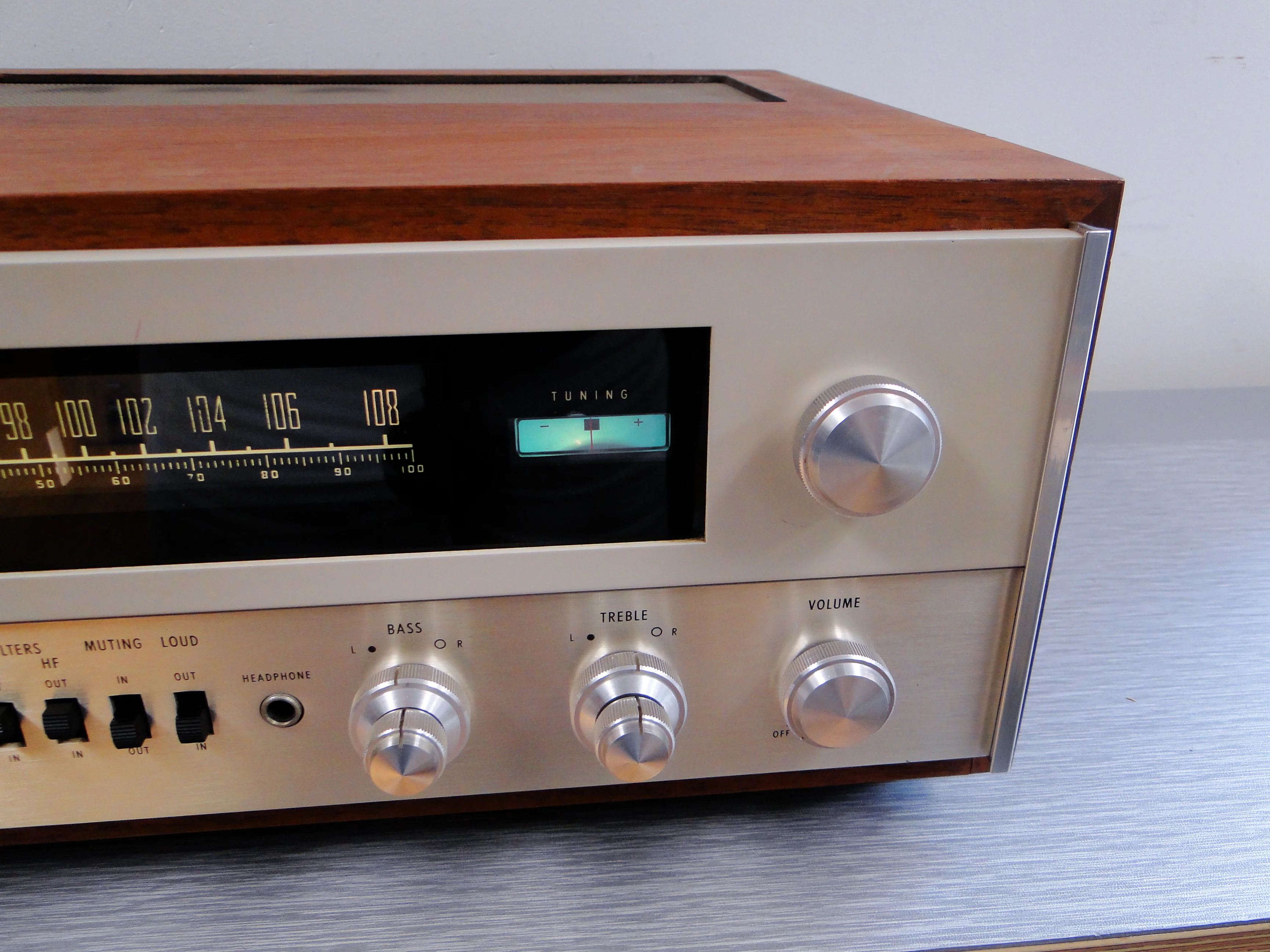 McIntosh MAC1500 Tube Stereo Receiver - Image 4