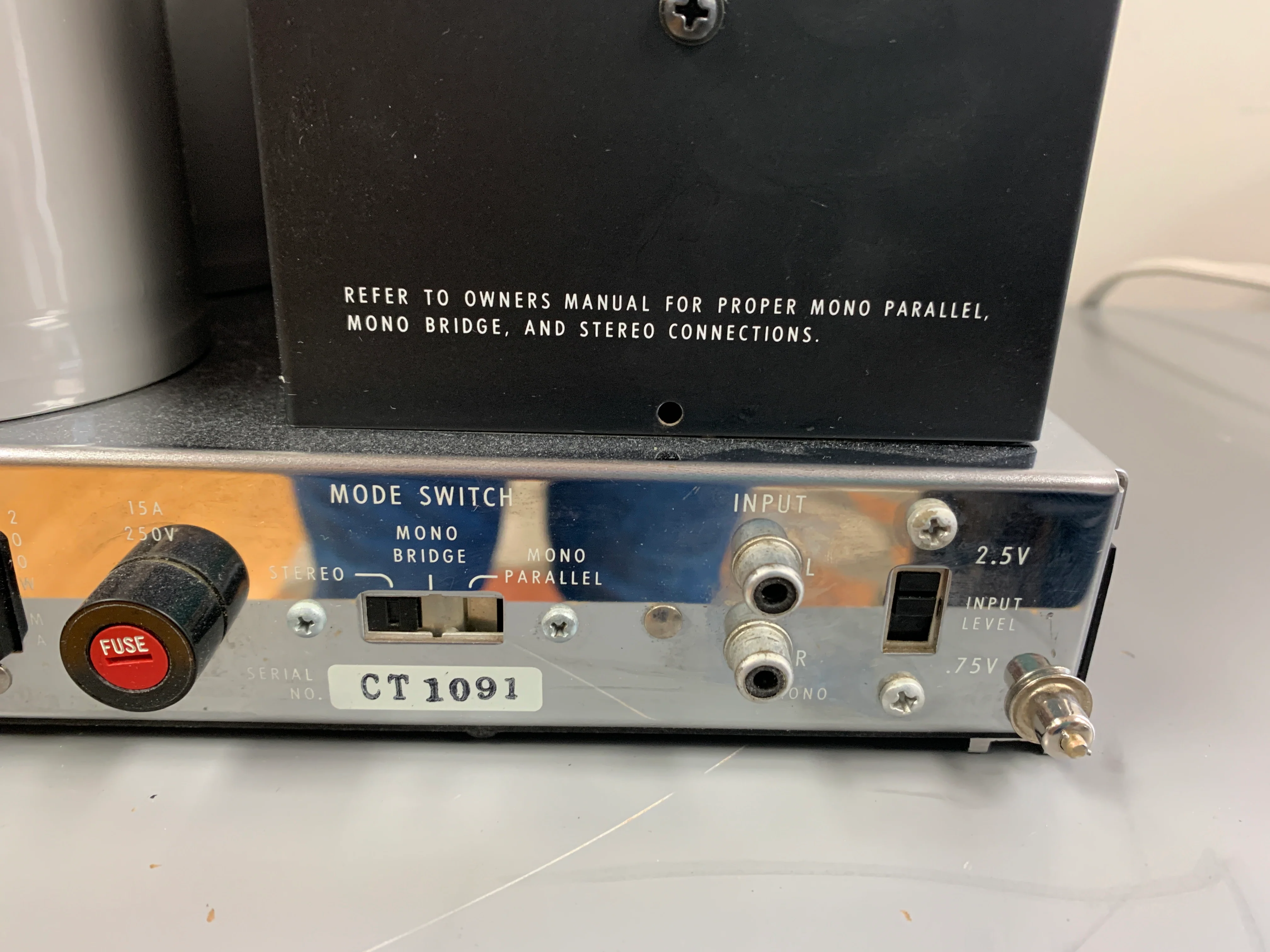 McIntosh MC2255 Power Amplifier - Image 10