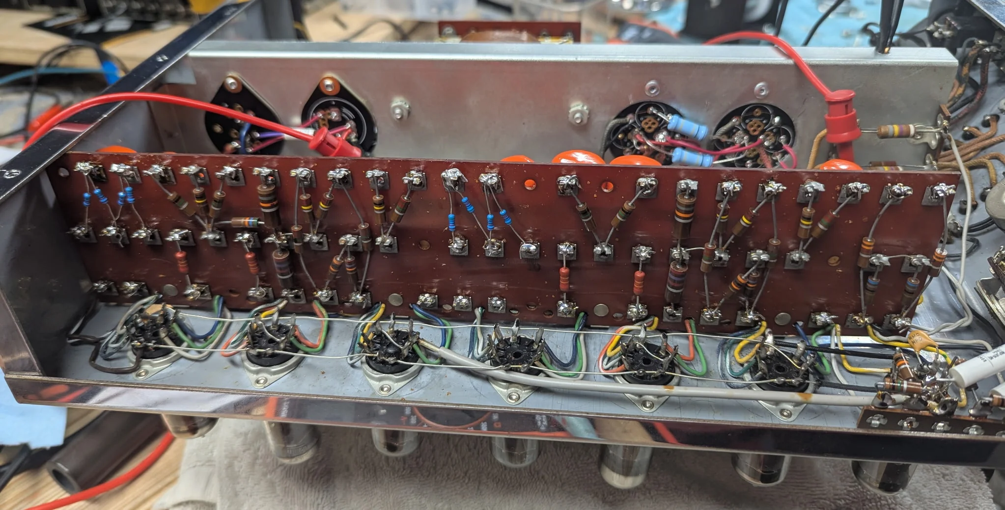 McIntosh MC240 Stereo Power Amplifier * Fully Recapped & Rebuilt * McIntosh (GE) tubes at 100% - Image 14
