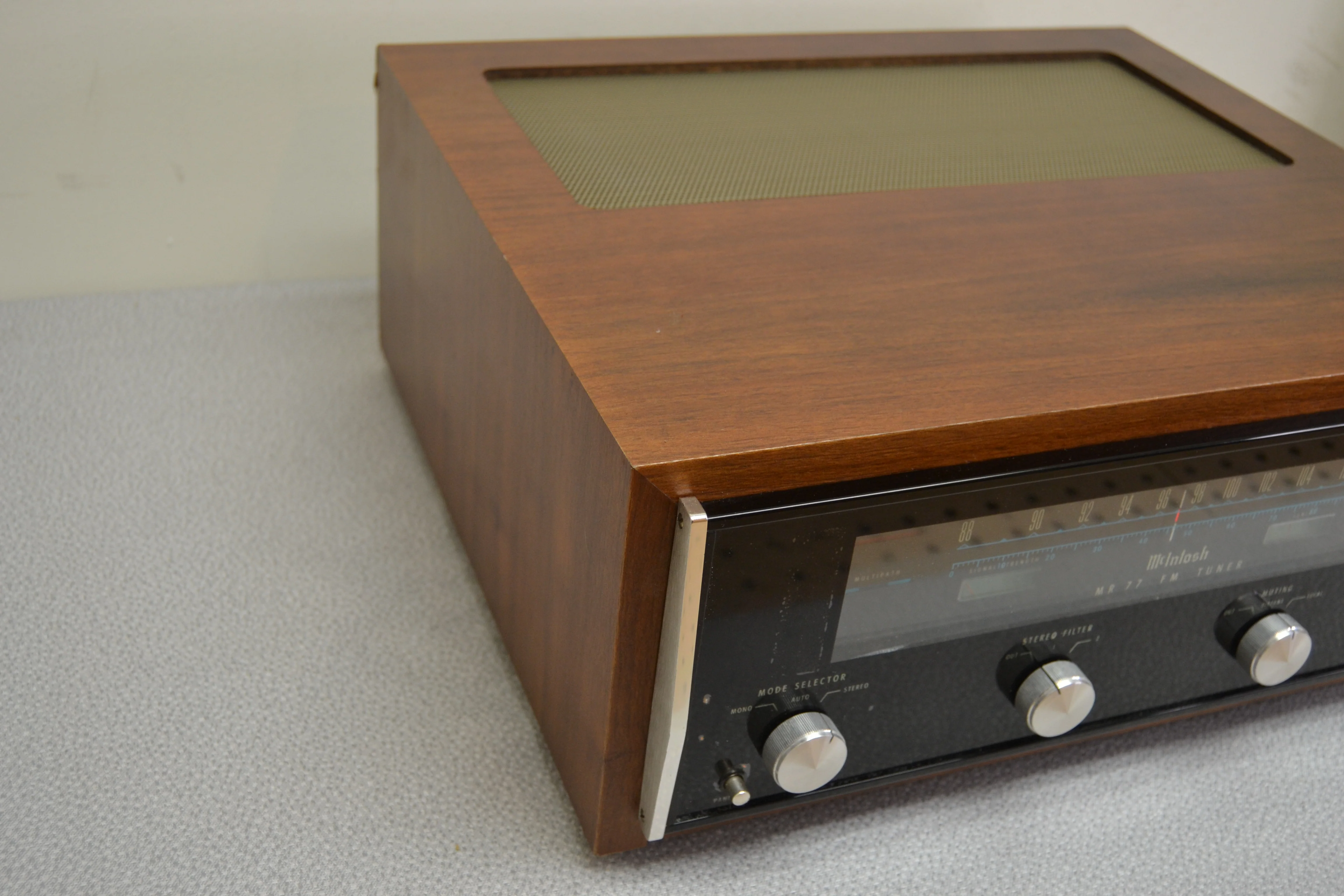 McIntosh MR-77 Stereo Tuner * 1972 * Original Wood Case - Image 7