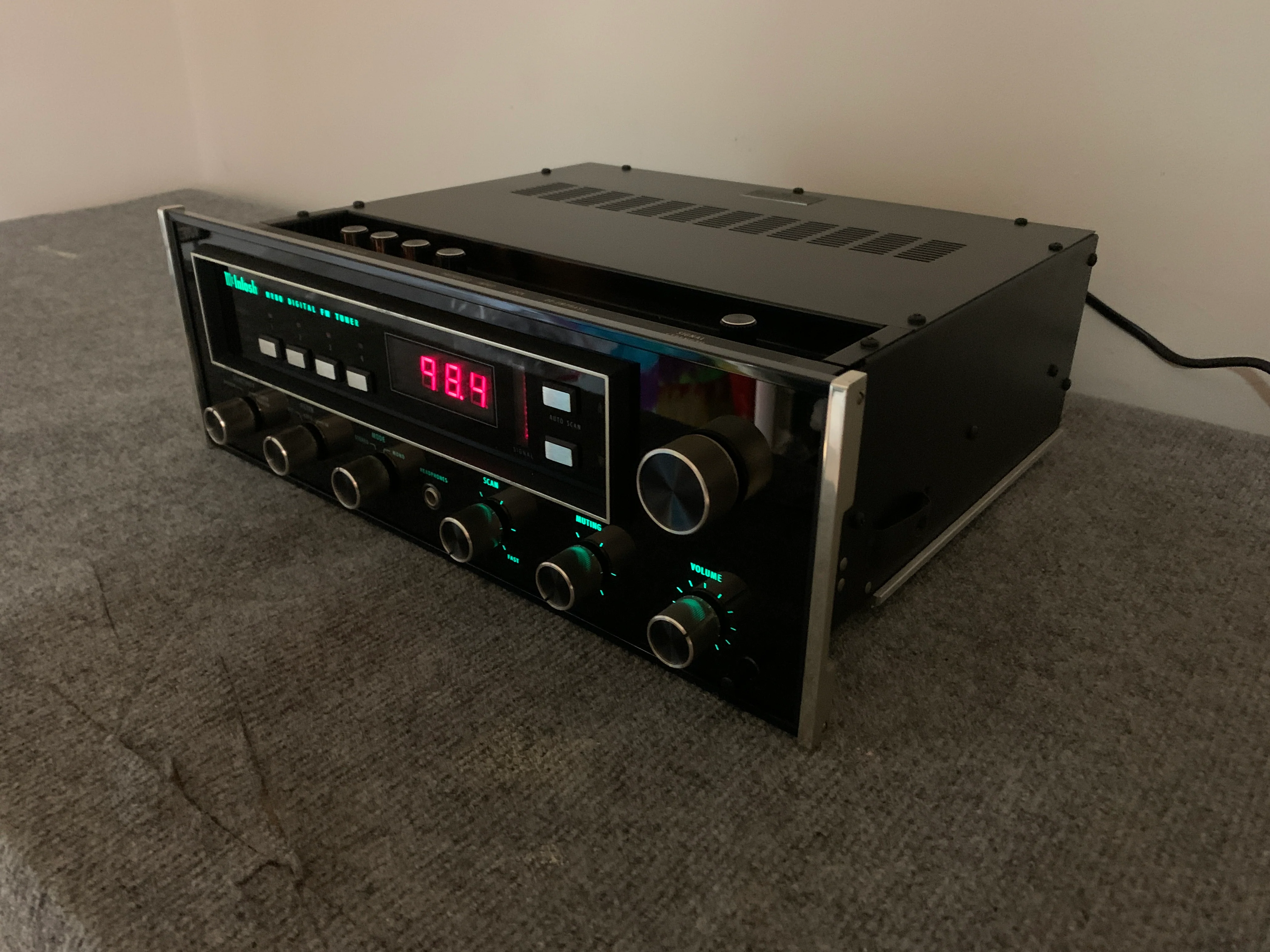 McIntosh MR80 Digital FM Tuner (1980-82) * $150 Flat USA Shipping - Image 7