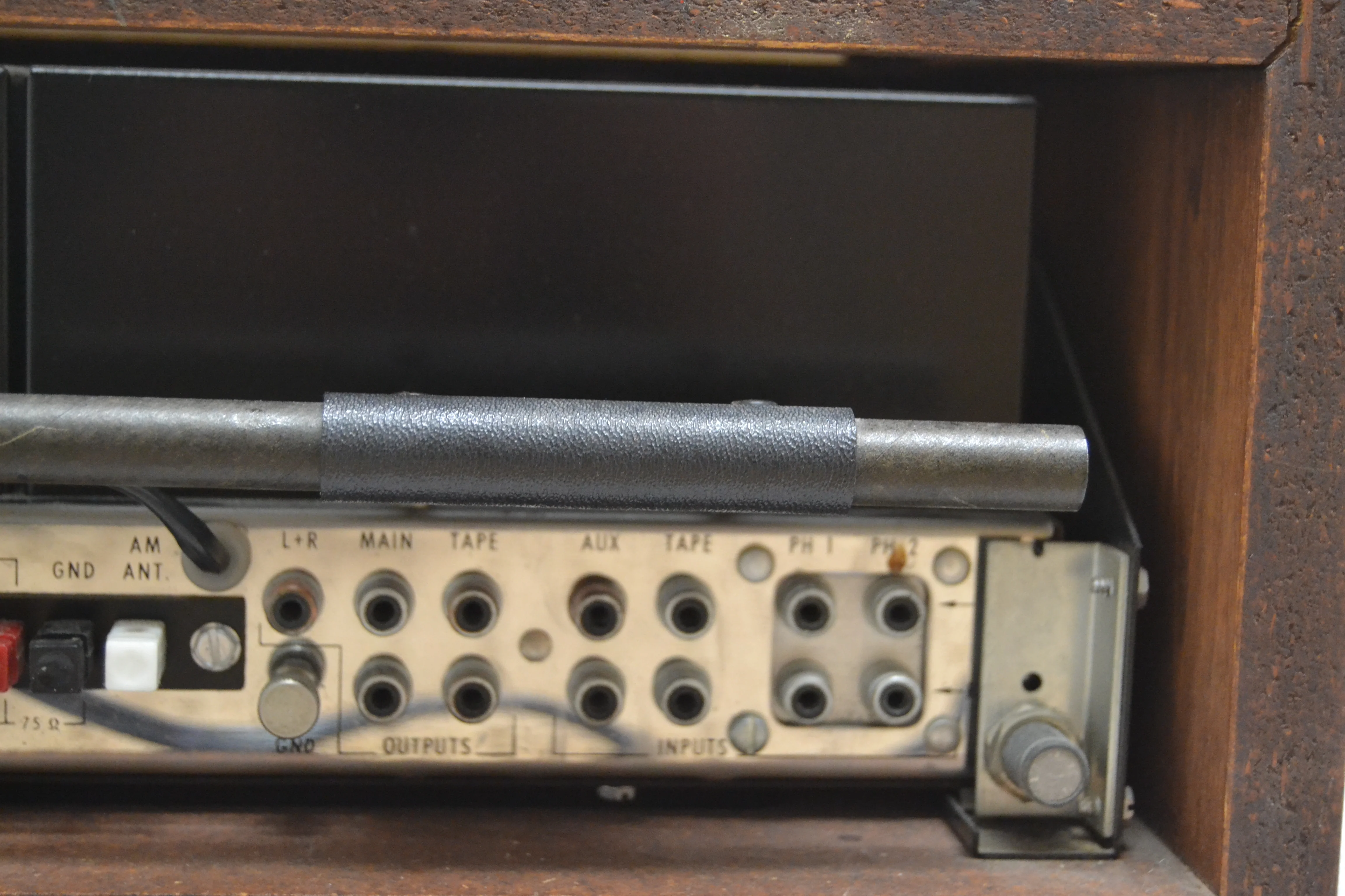 McIntosh MX112 Stereo Preamplifier and Tuner * Original Wood Case - Image 13