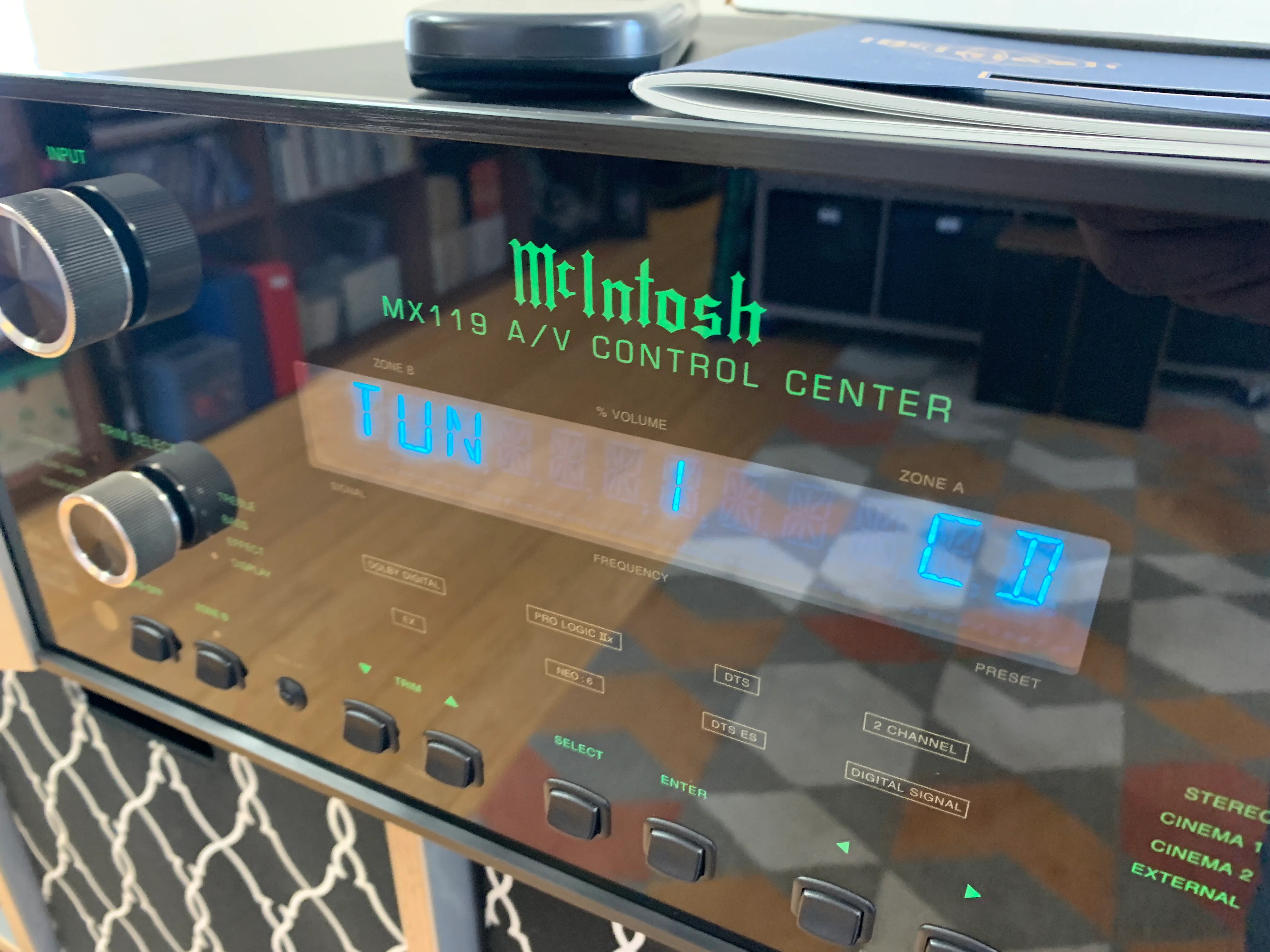 McIntosh MX119 Stereo Preamplifier * Tuner Board * Remote * Manual * Box * $100 USA Flat Shipping - Image 10