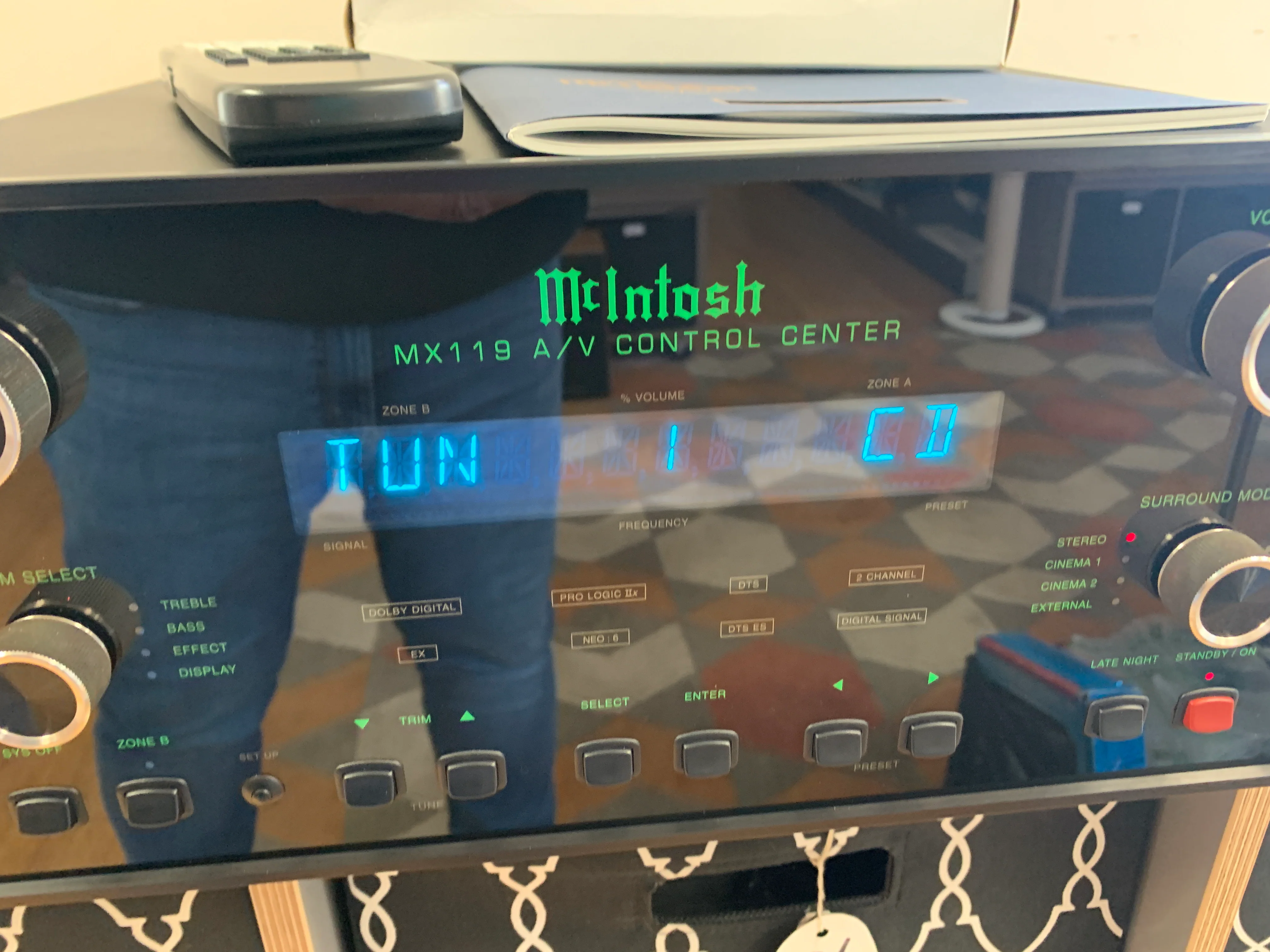 McIntosh MX119 Stereo Preamplifier * Tuner Board * Remote * Manual * Box * $100 USA Flat Shipping - Image 3