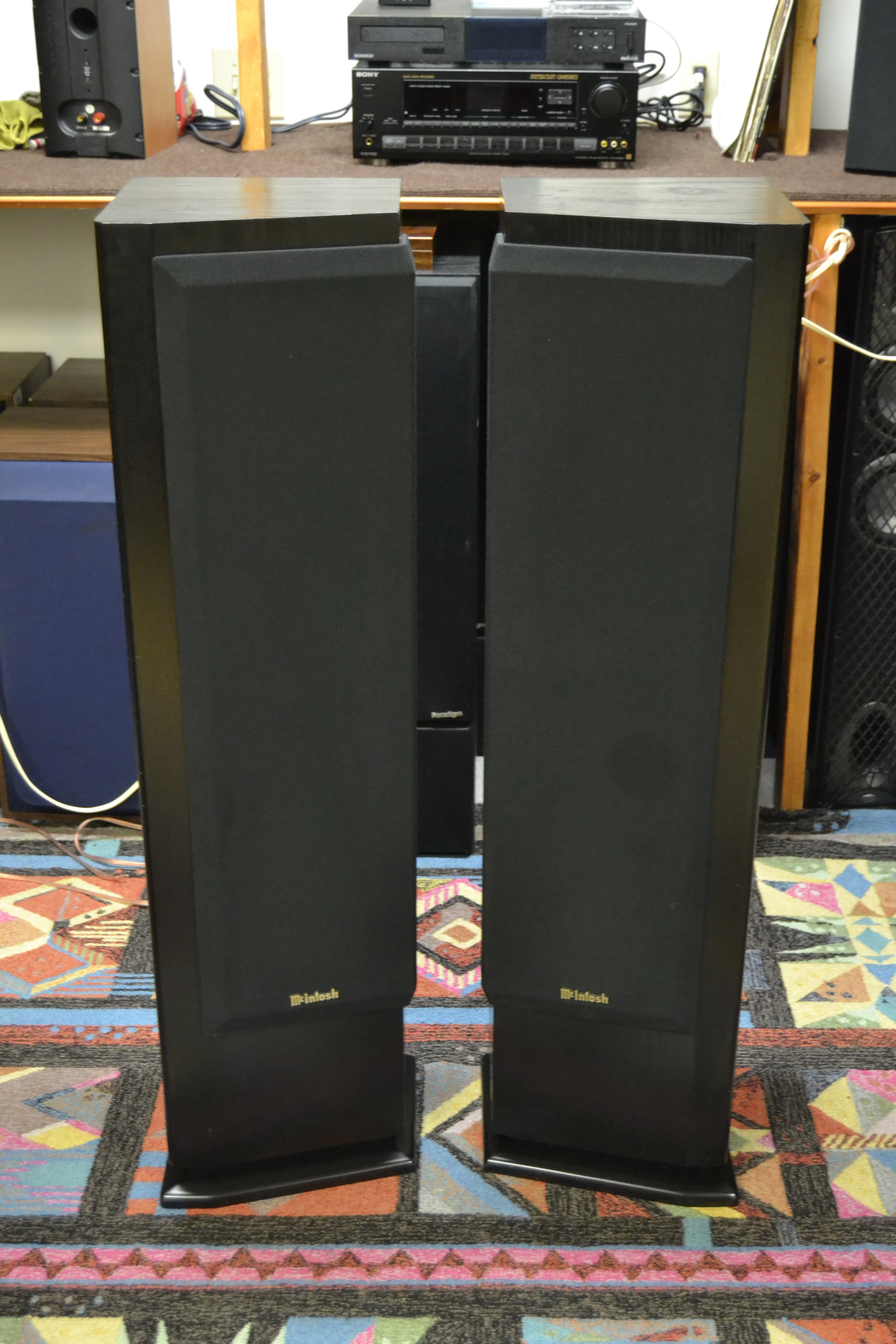 McIntosh SL-6 Floor Standing Speakers - Image 2