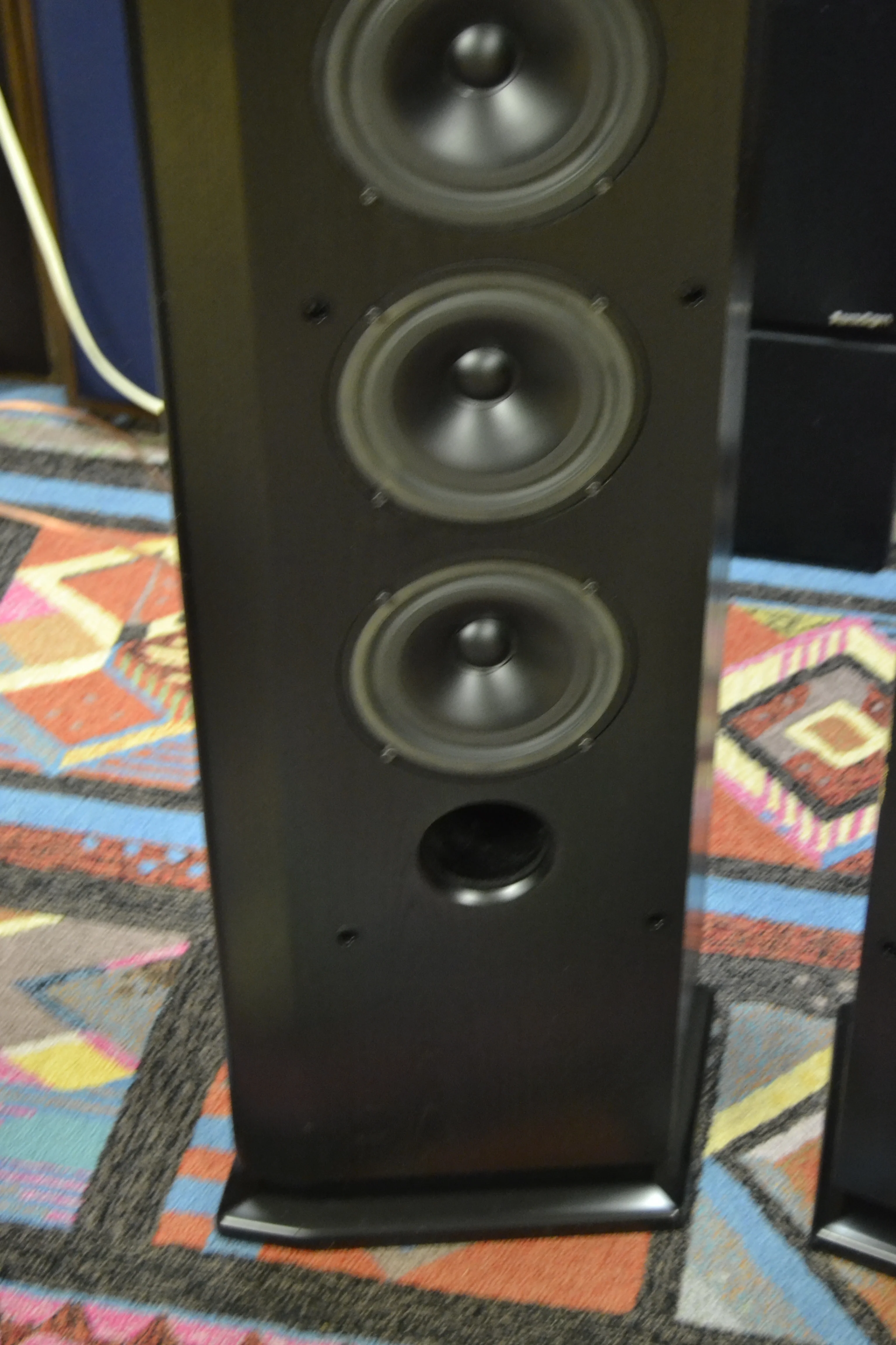 McIntosh SL-6 Floor Standing Speakers - Image 5