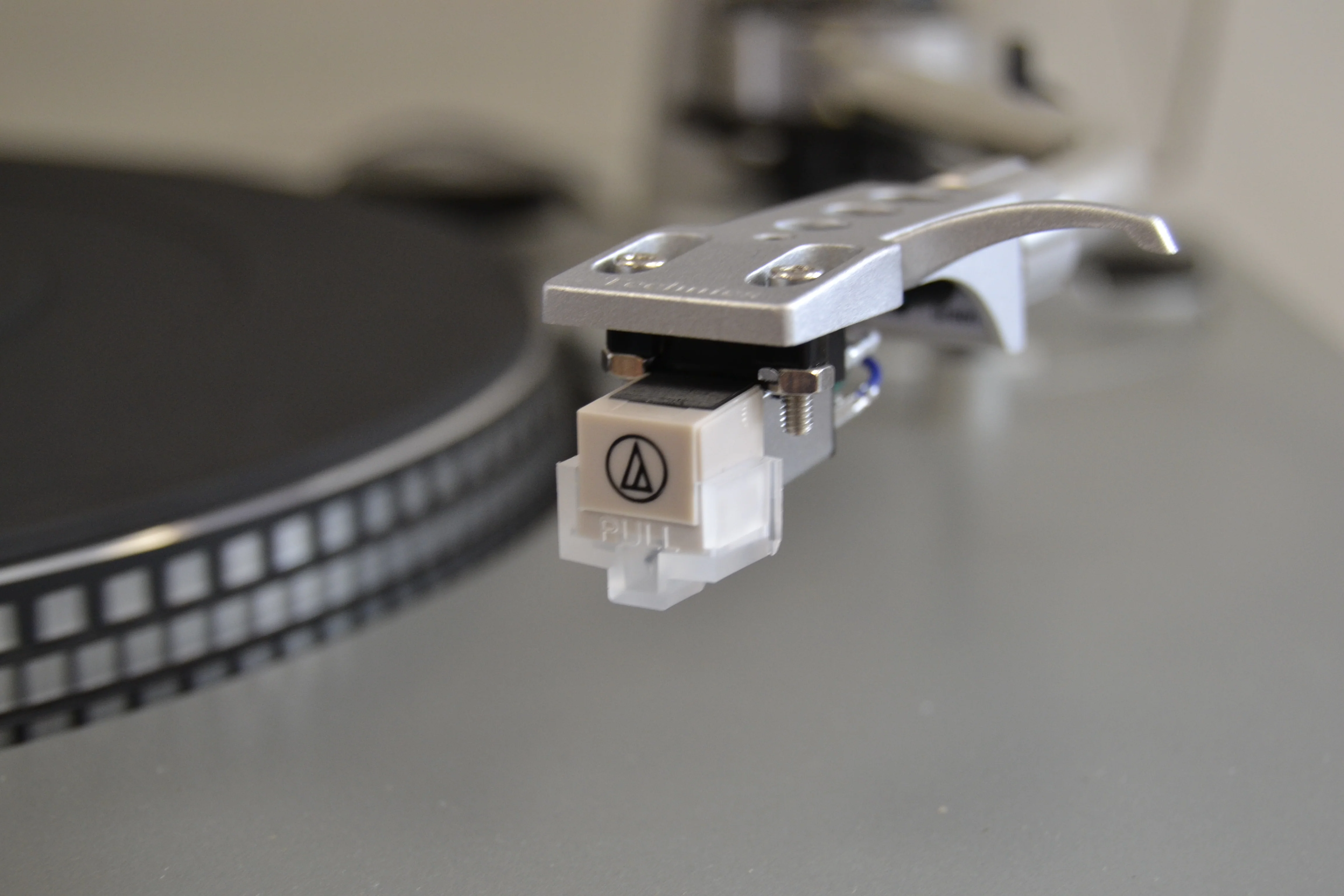 MCS 6603 Direct Drive Turntable * NEW Audio Technica Cartridge - Image 10